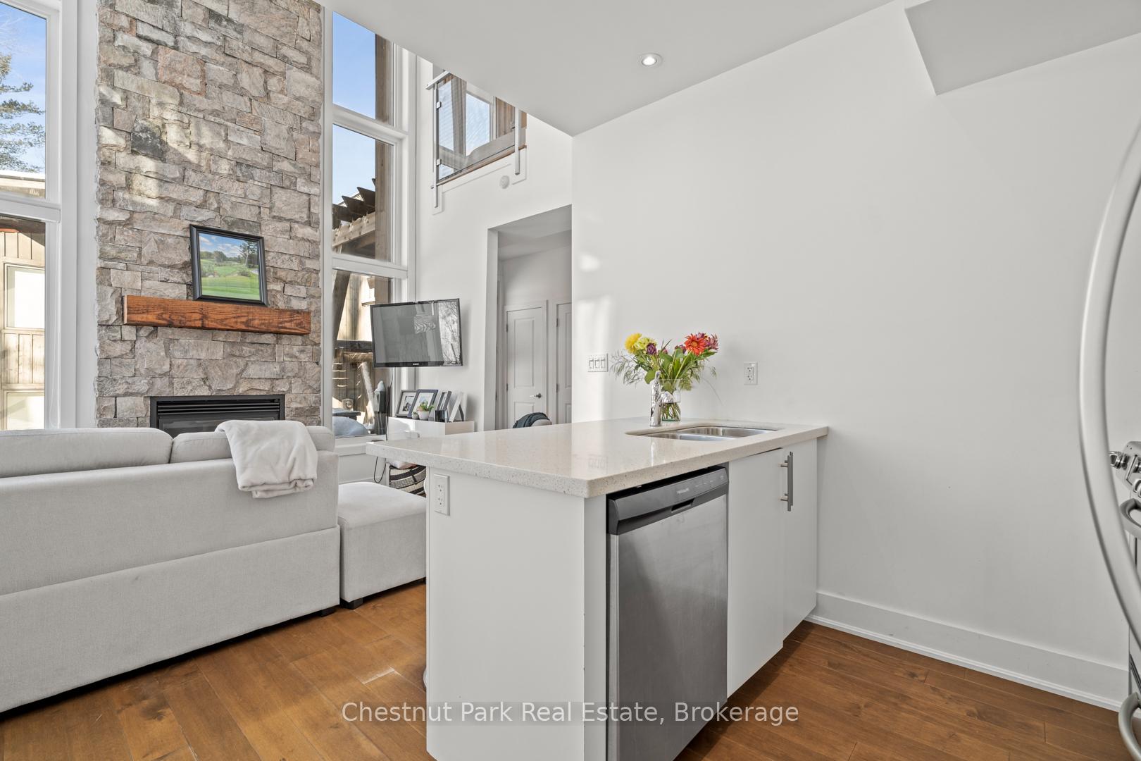 2 Bedroom Villa/Townhouse's Image 9