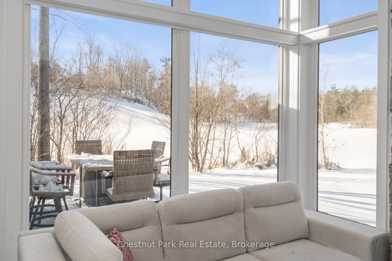 2 Bedroom Villa/Townhouse's Image 12