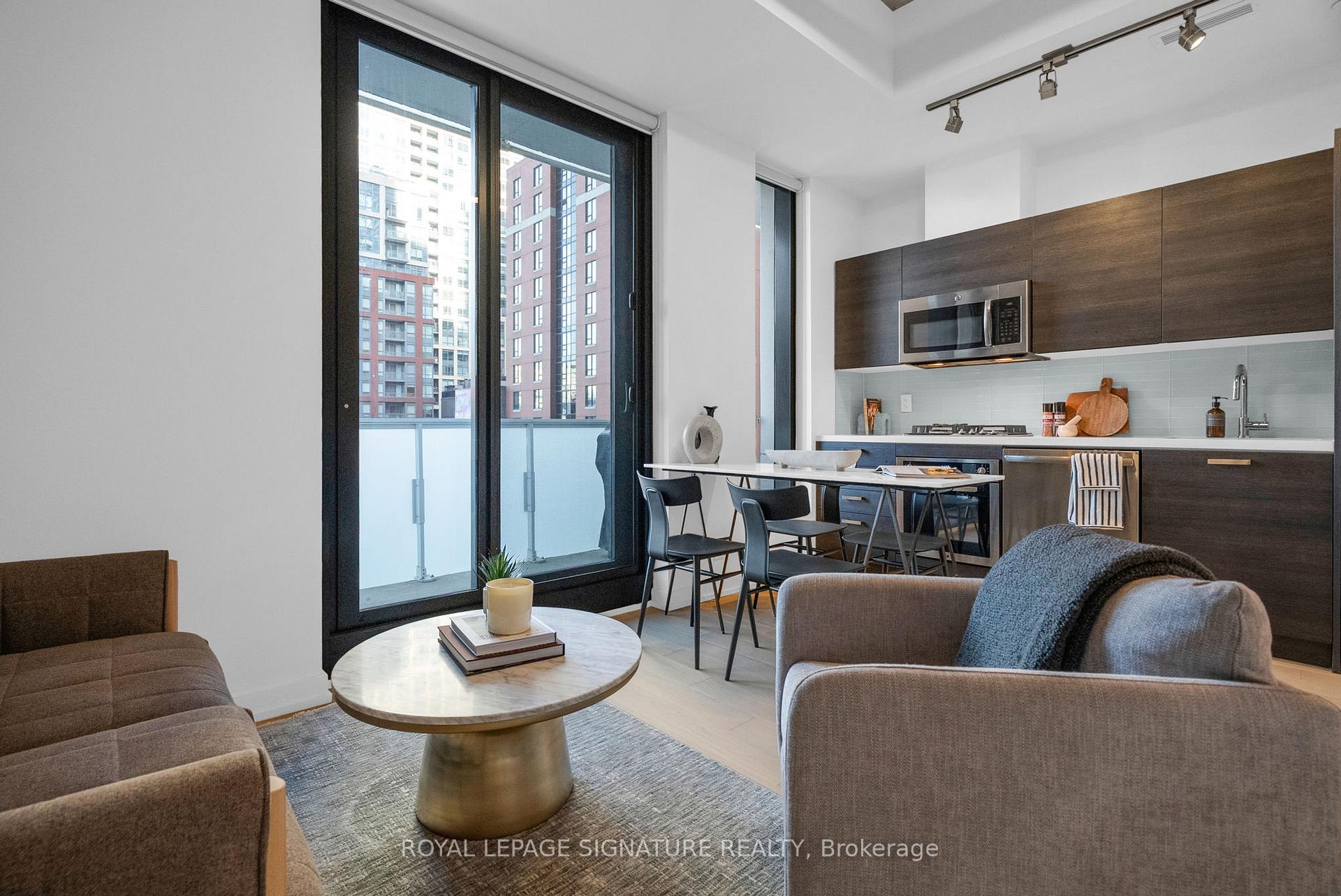 606 - 11 Charlotte Street Toronto Ontario Canada Sale residential ARI ARMANI Royal LePage Signature Realty, Brokerage*