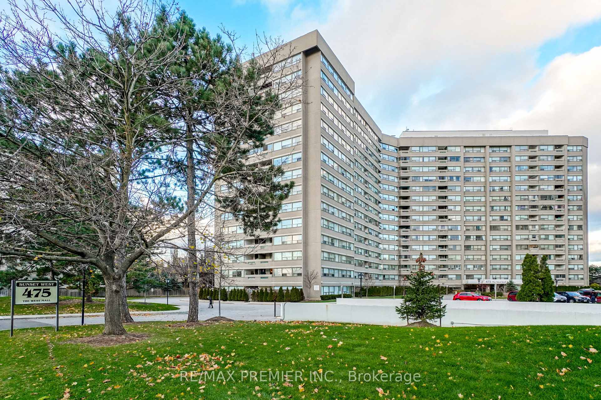 1602 - 475 The West Mall Toronto Ontario Canada Sale residential Alana Papeo RE/MAX Atrium Home Realty, Brokerage*