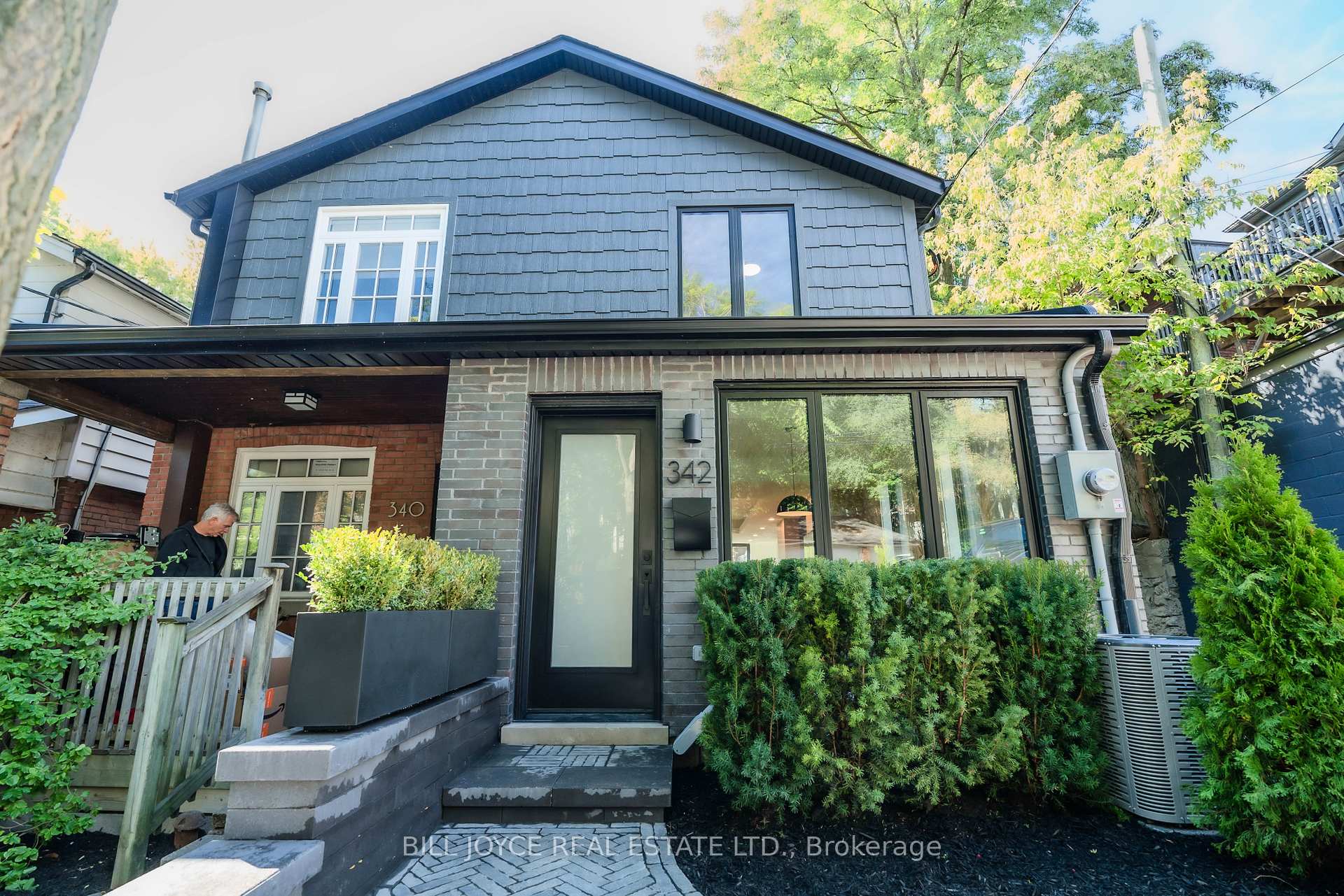 342 LEE Avenue Toronto Ontario Canada Sold residential Margaret Joyce BILL JOYCE REAL ESTATE LTD. Brokerage