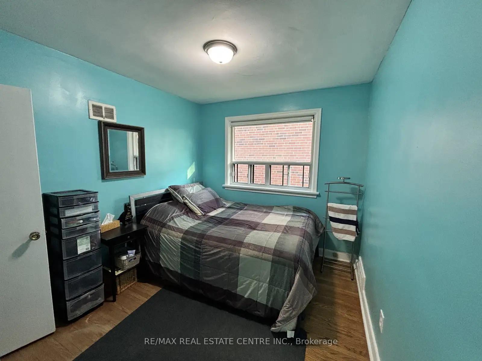 106 Botfield Avenue Toronto Ontario Canada Rent residential Bill Chahal RE/MAX Real Estate Centre Inc., Brokerage*