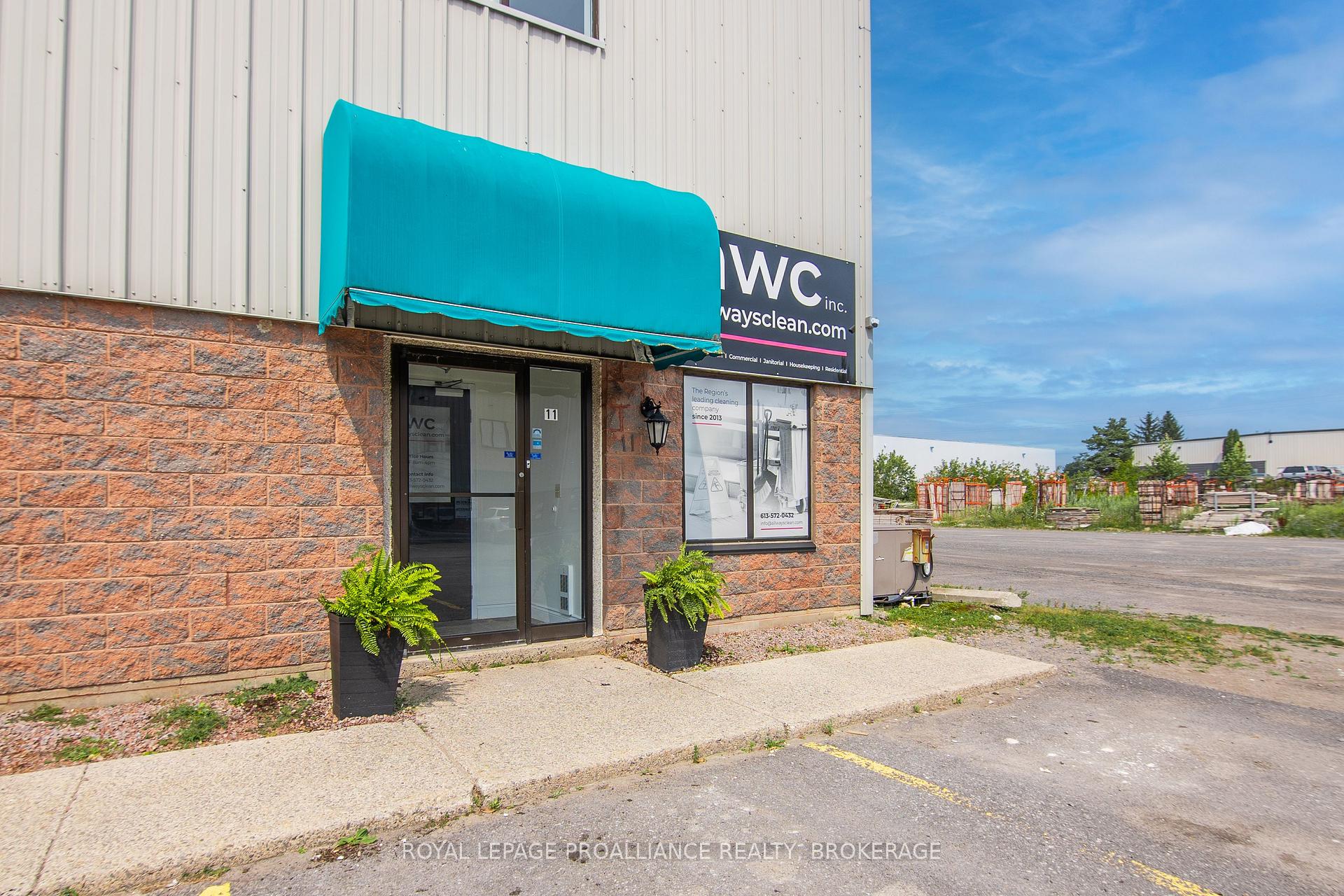 11 - 626 Cataraqui Woods Drive Kingston Ontario Canada Lease commercial Team Tallen Royal LePage Proalliance Realty, Brokerage