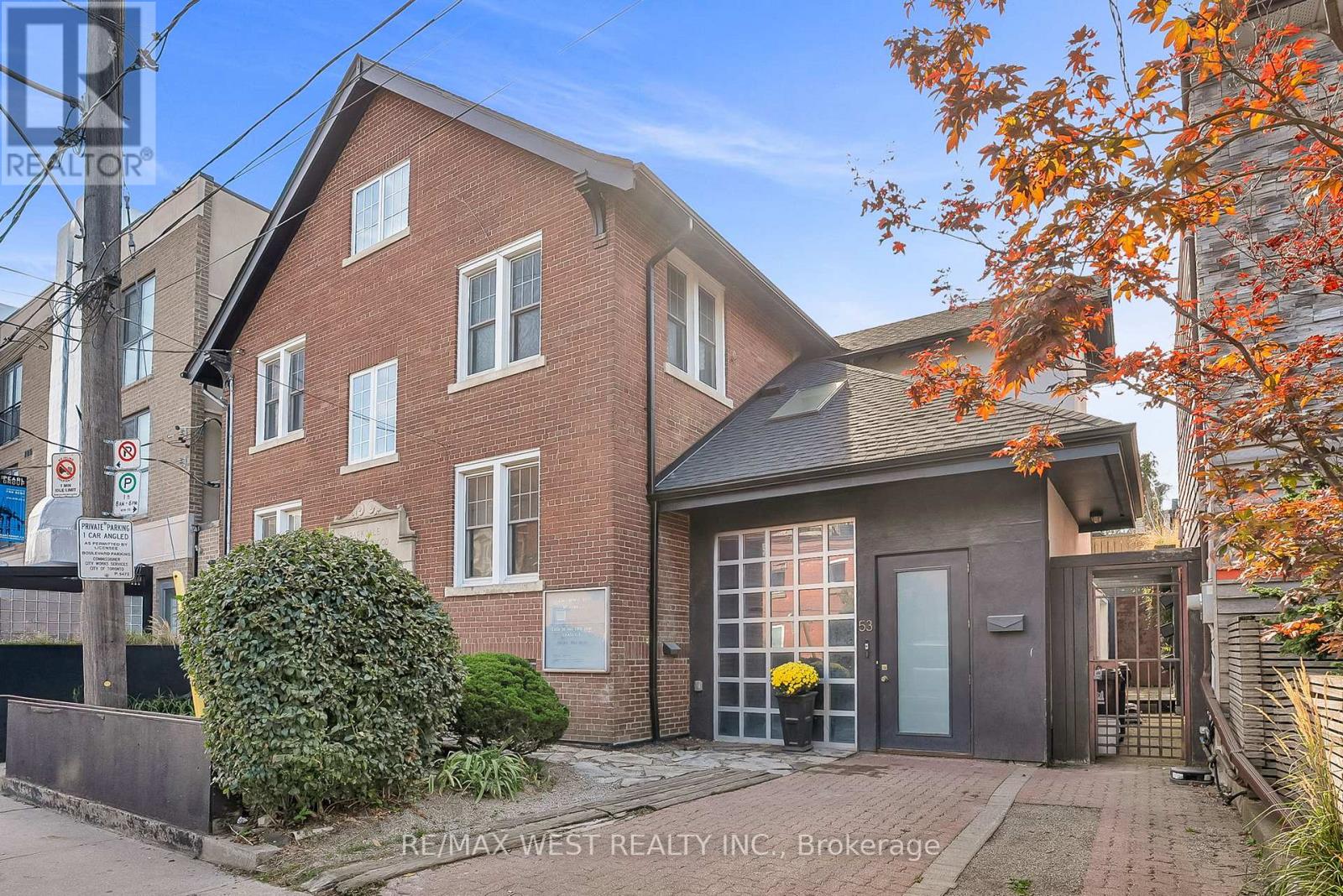 53 Argyle Street Toronto Ontario Canada Sale residential ALEX RYON RE/MAX West Realty Inc., Brokerage *