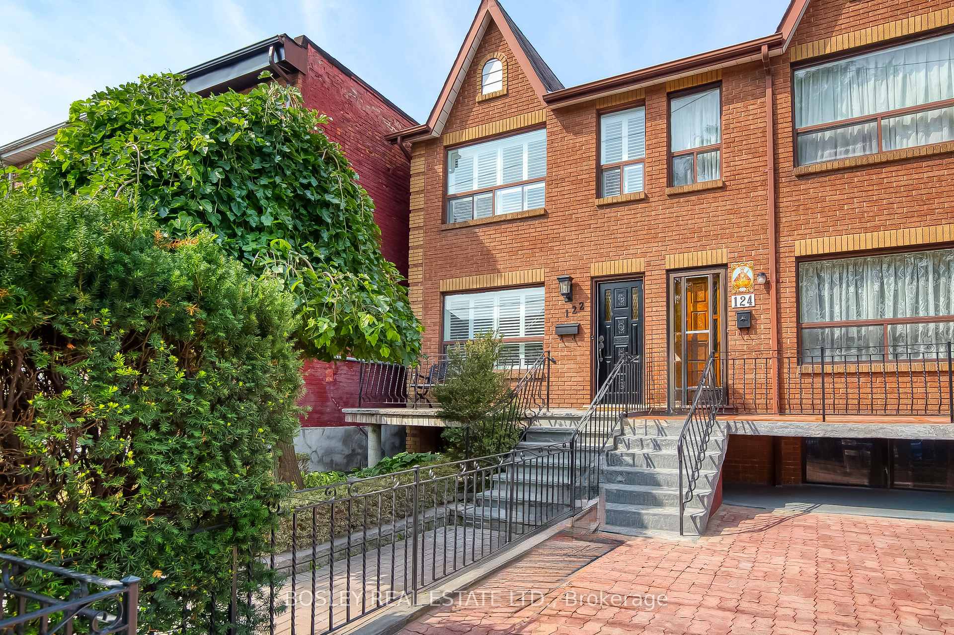 122 Lisgar Street Toronto Ontario Canada Rent residential Mary Kapches Bosley Real Estate, Brokerage *