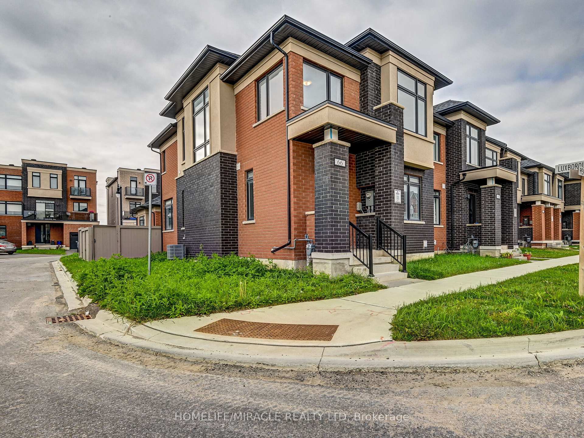 66 Pearman Crescent Brampton Ontario Canada Sold residential Home Gurus HomeLife/Miracle Realty Ltd, Brokerage *