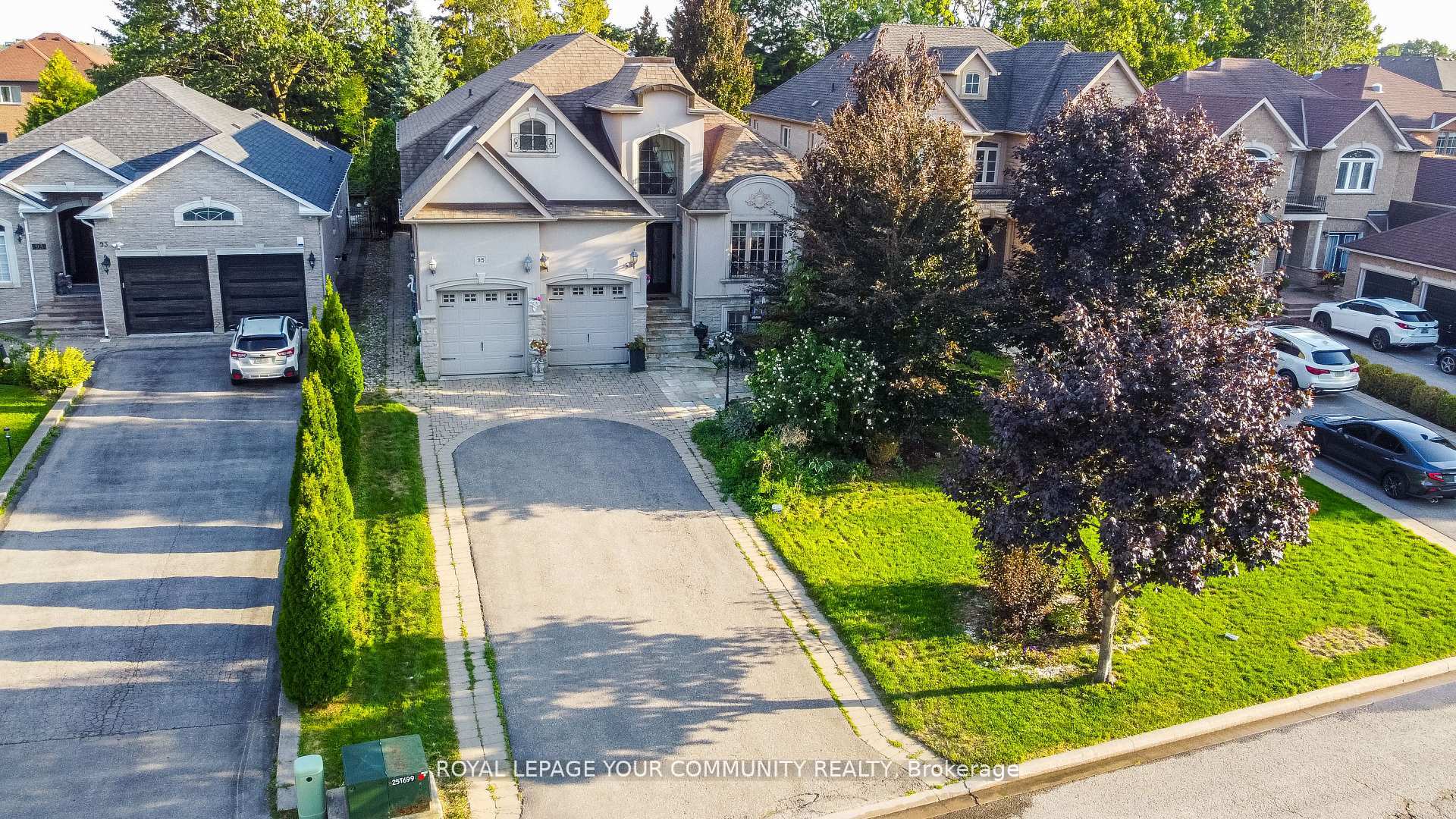 95 Naughton Drive Richmond Hill Ontario Canada Sale residential ZARTOSHT VAHABI Re/Max Your Community Realty, Brokerage*