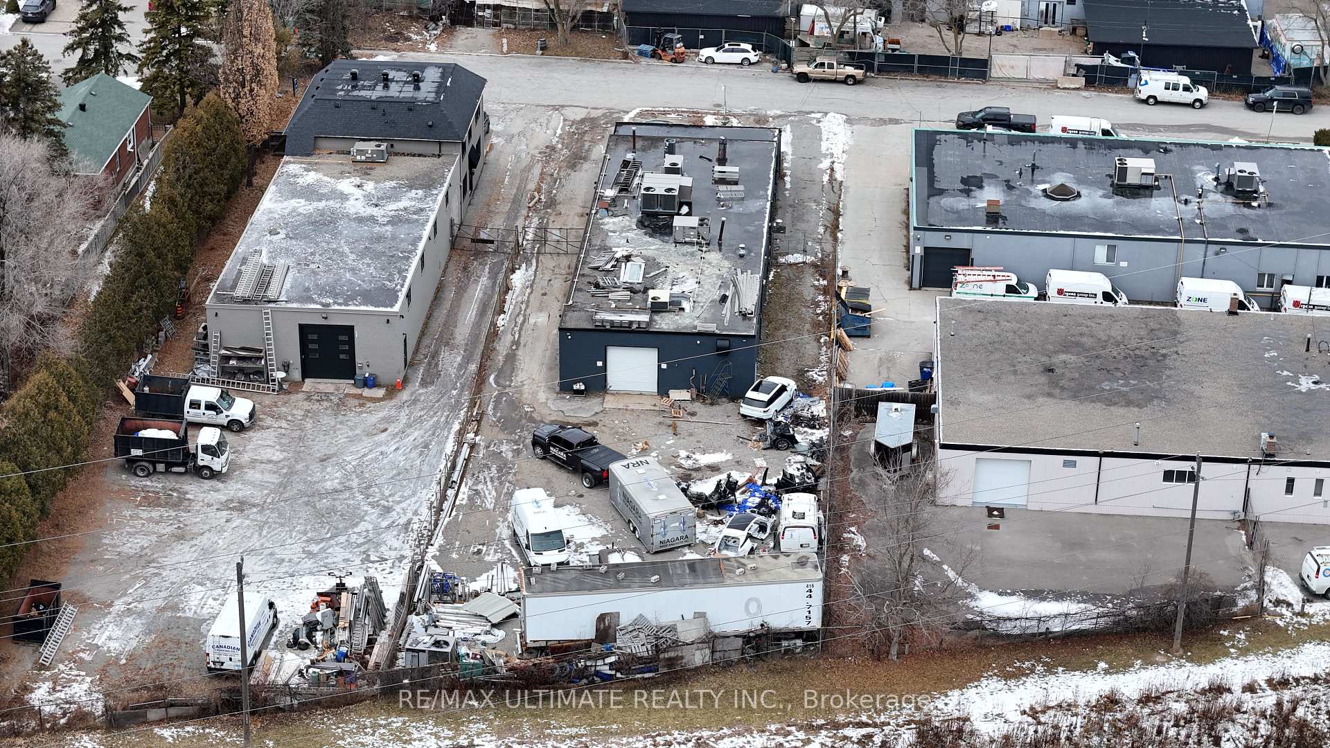 1 - 37 Minford Avenue Toronto Ontario Canada Lease commercial Welcome To Realtor Doctor RE/MAX Ultimate Realty Inc., Brokerage *