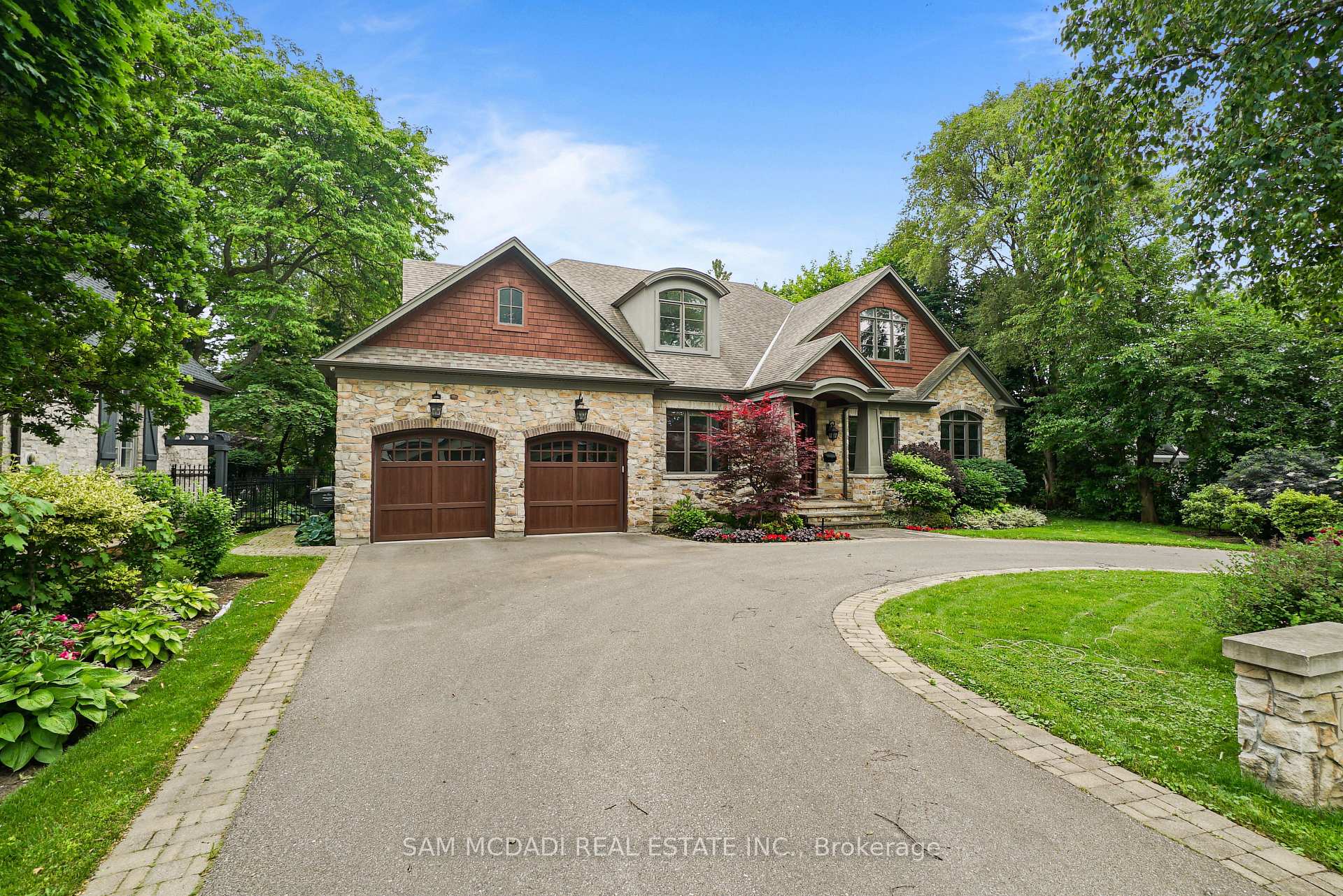 190 Maplewood Road Mississauga Ontario Canada Sale residential Elena Vankevich Brokerage Information: Not available, please contact website owner