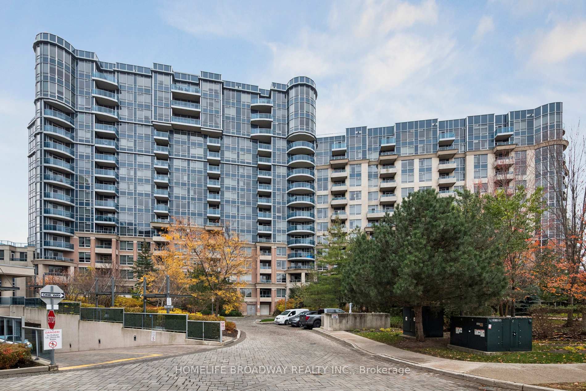 253 - 23 Cox Boulevard Markham Ontario Canada Rent residential   HomeLife Broadway Realty Inc., Brokerage*