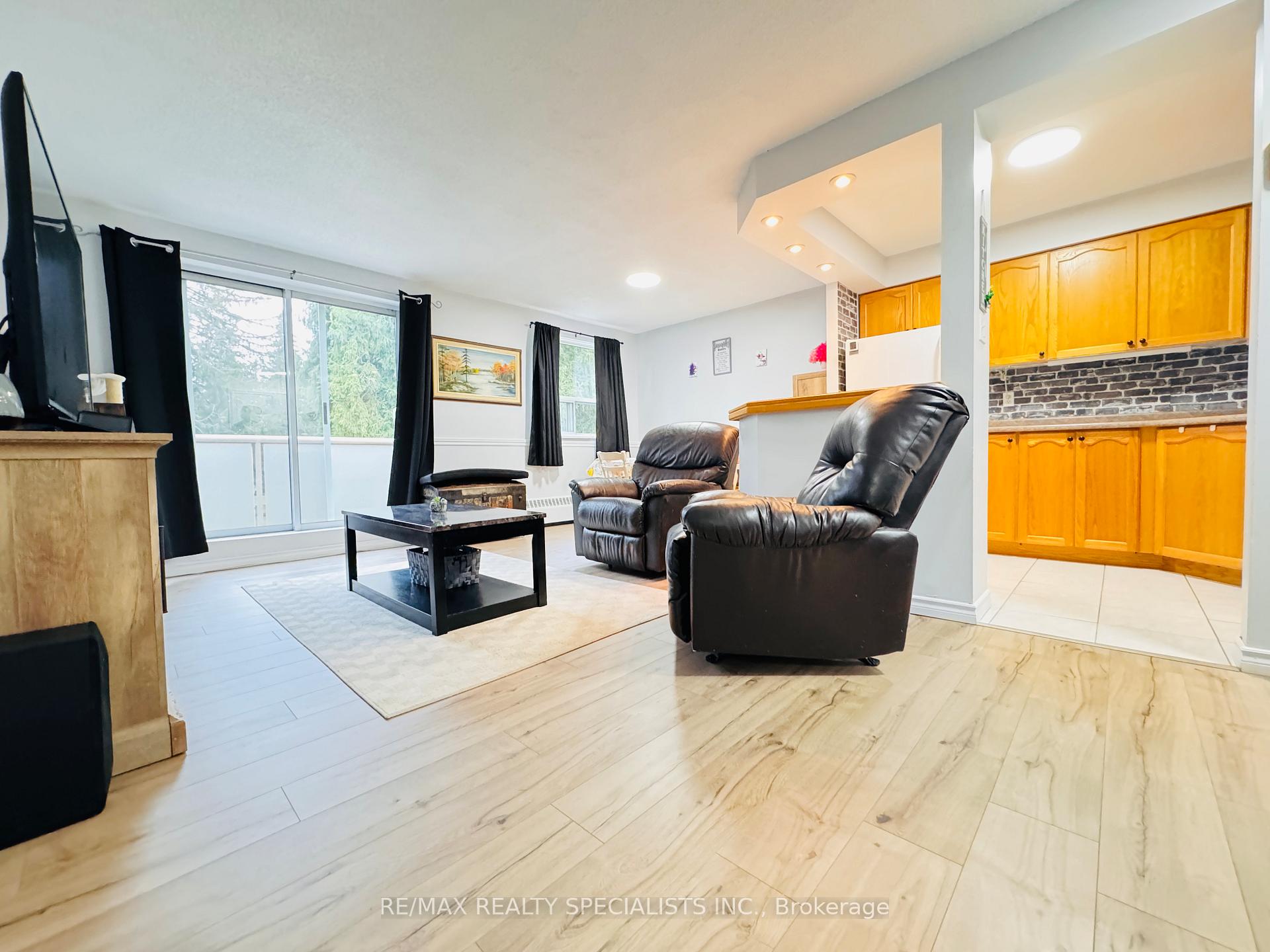 306 - 24 Ransom Street Halton Hills Ontario Canada Sale residential Justin Singh RE/MAX Realty Specialists Inc., Brokerage*