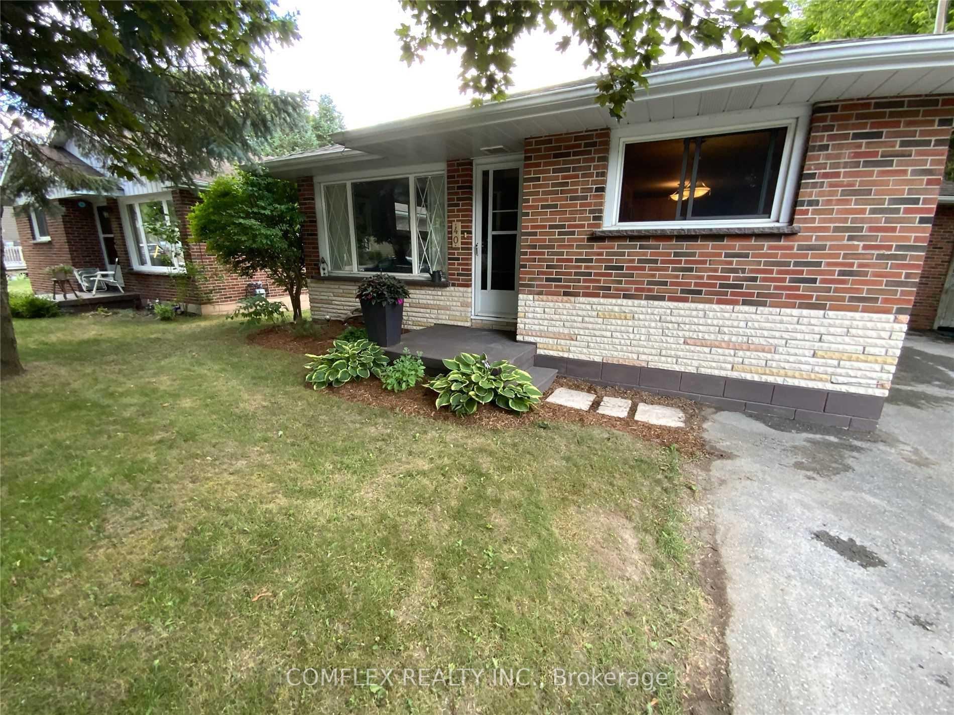 Upper - 40 Bascom Street Uxbridge Ontario Canada Rent residential Nick Timianis COMFLEX REALTY INC., Smarter Commission. Built Around You.