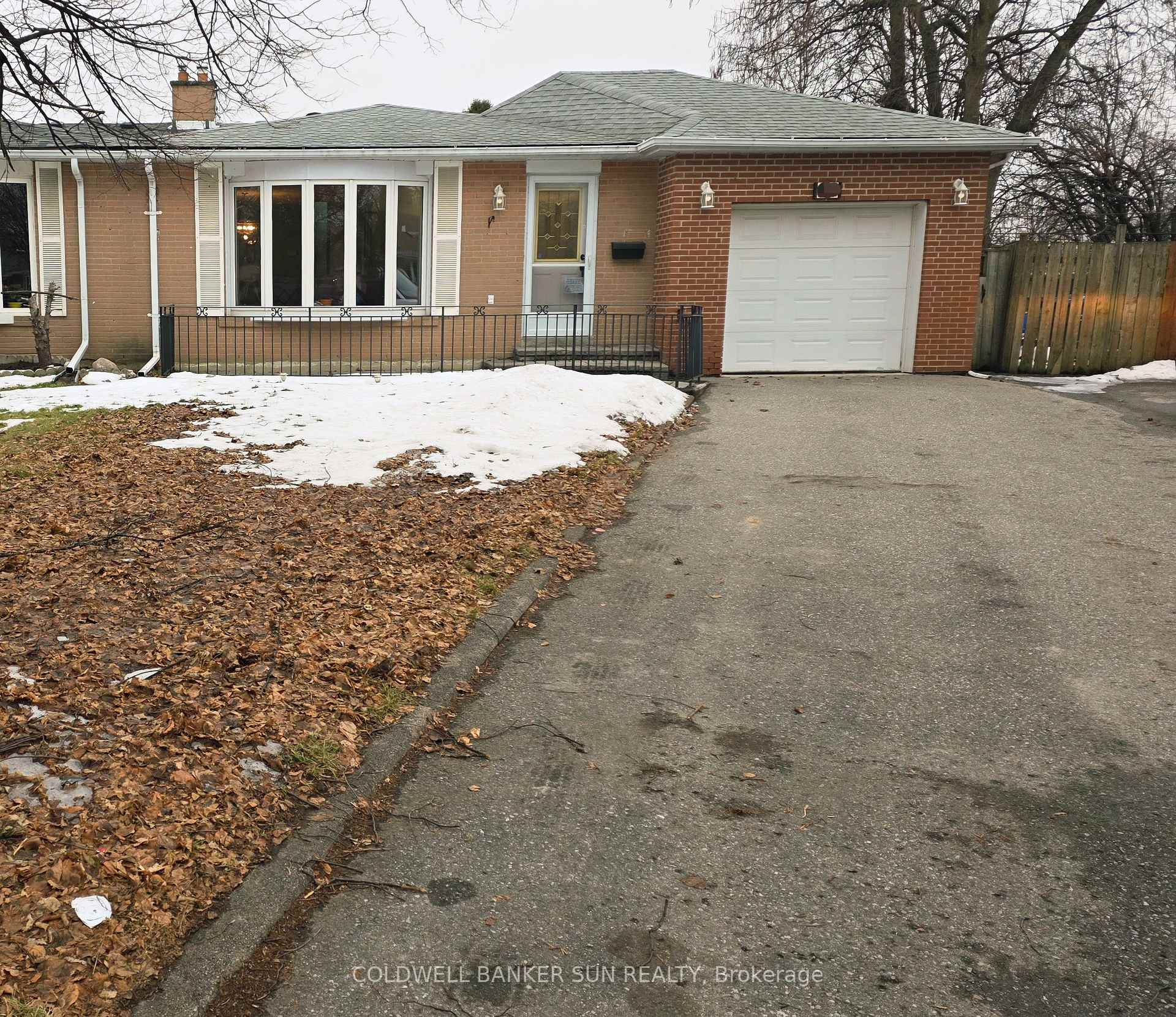 23 Brookdale Crescent Brampton Ontario Canada Sale residential Sukhvir Sondh Coldwell Banker Sun Realty, Brokerage*