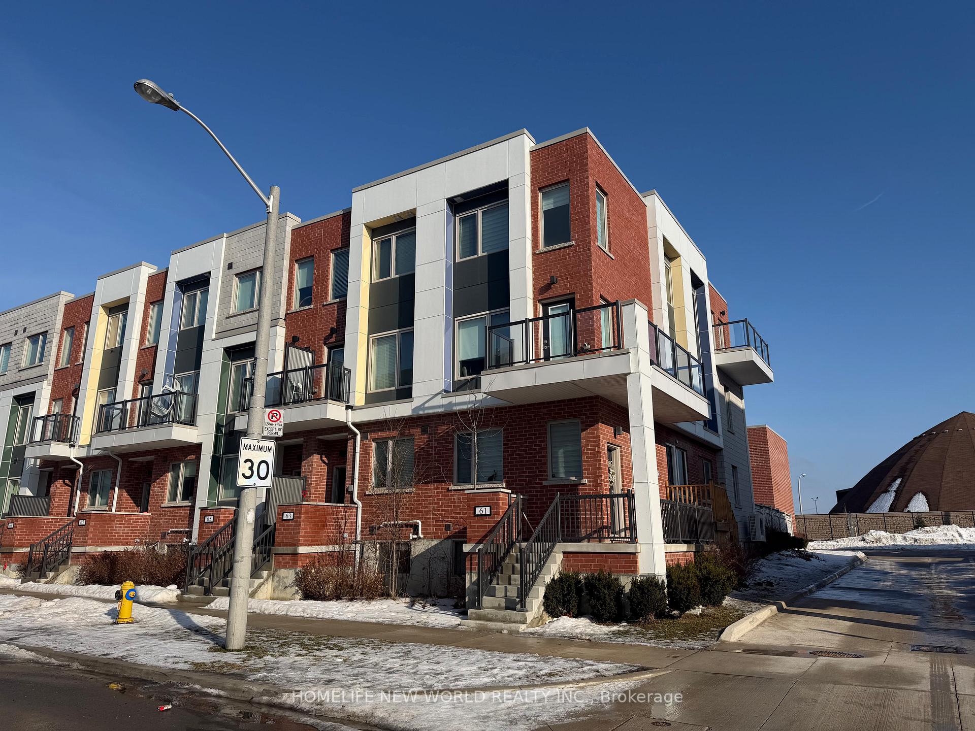 (BSMT) - 61 William Duncan Road Toronto Ontario Canada Rent residential Welcome To Realtor Doctor RE/MAX Ultimate Realty Inc., Brokerage *