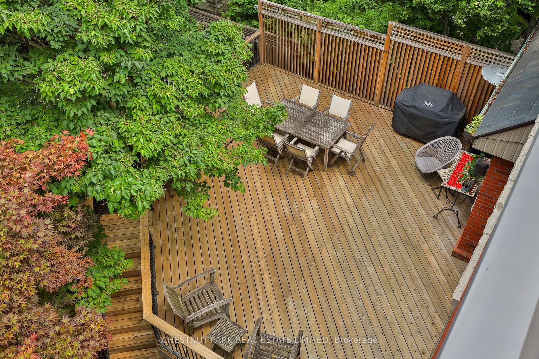 6 Bedroom Single Family Home/House's Image 19