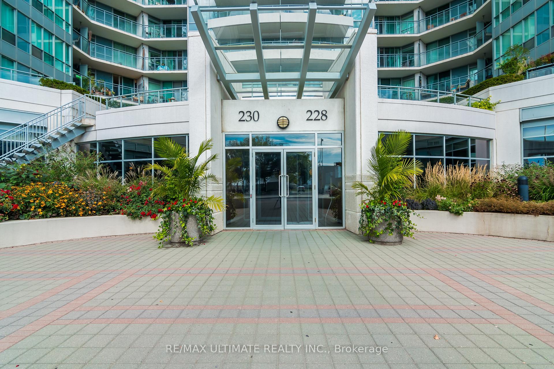 1622 - 230 Queens Quay W Toronto Ontario Canada Rent residential Paul Fuller Remax Ultimate