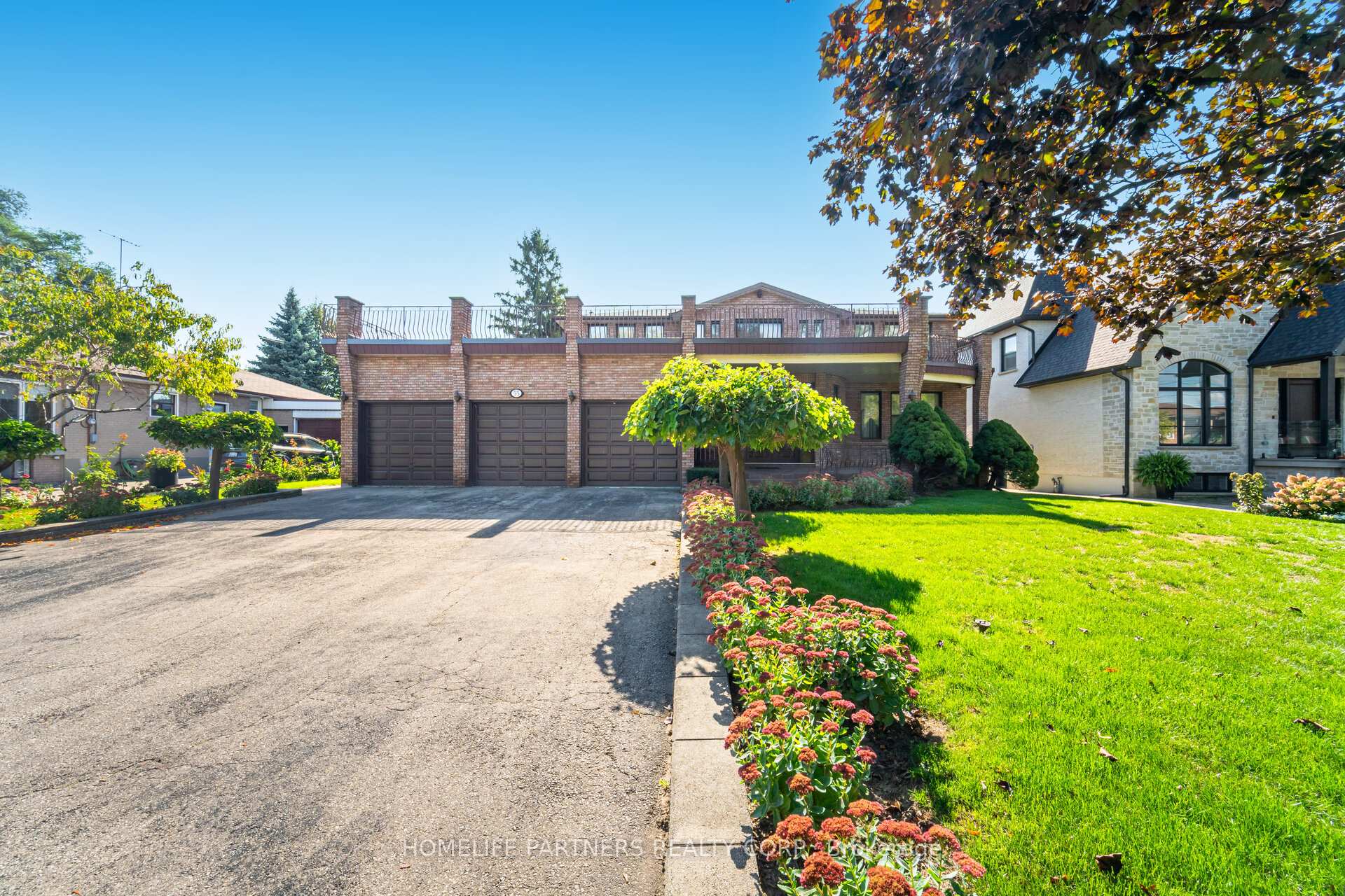 55 Wallasey Avenue Toronto Ontario Canada Sale residential Steven Simonetti HomeLife Partners Realty Corp., Brokerage*