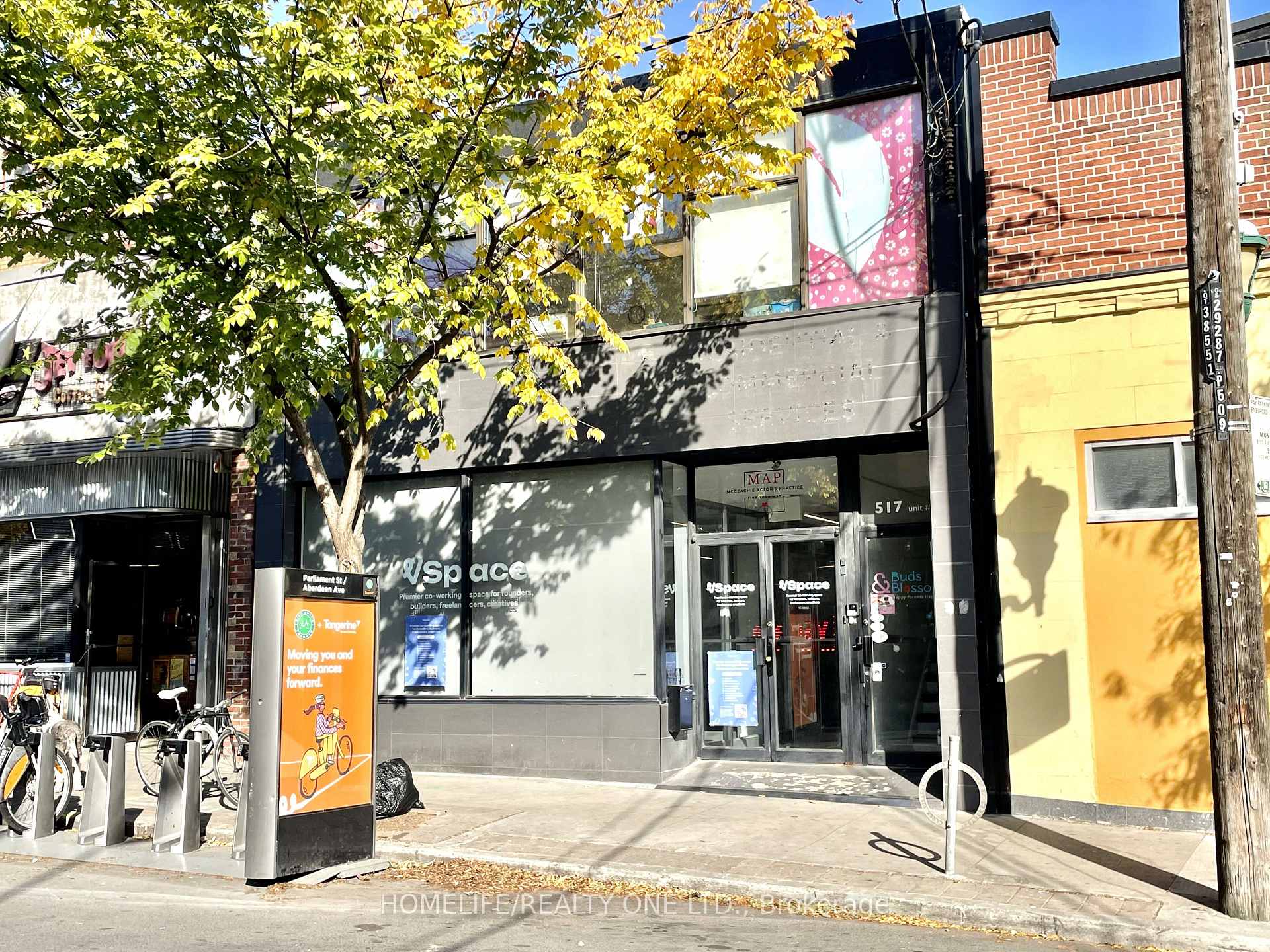 Main Fl - 517 Parliament Street Toronto Ontario Canada Lease commercial Marty Rubenstein HomeLife/Realty One Ltd., Brokerage