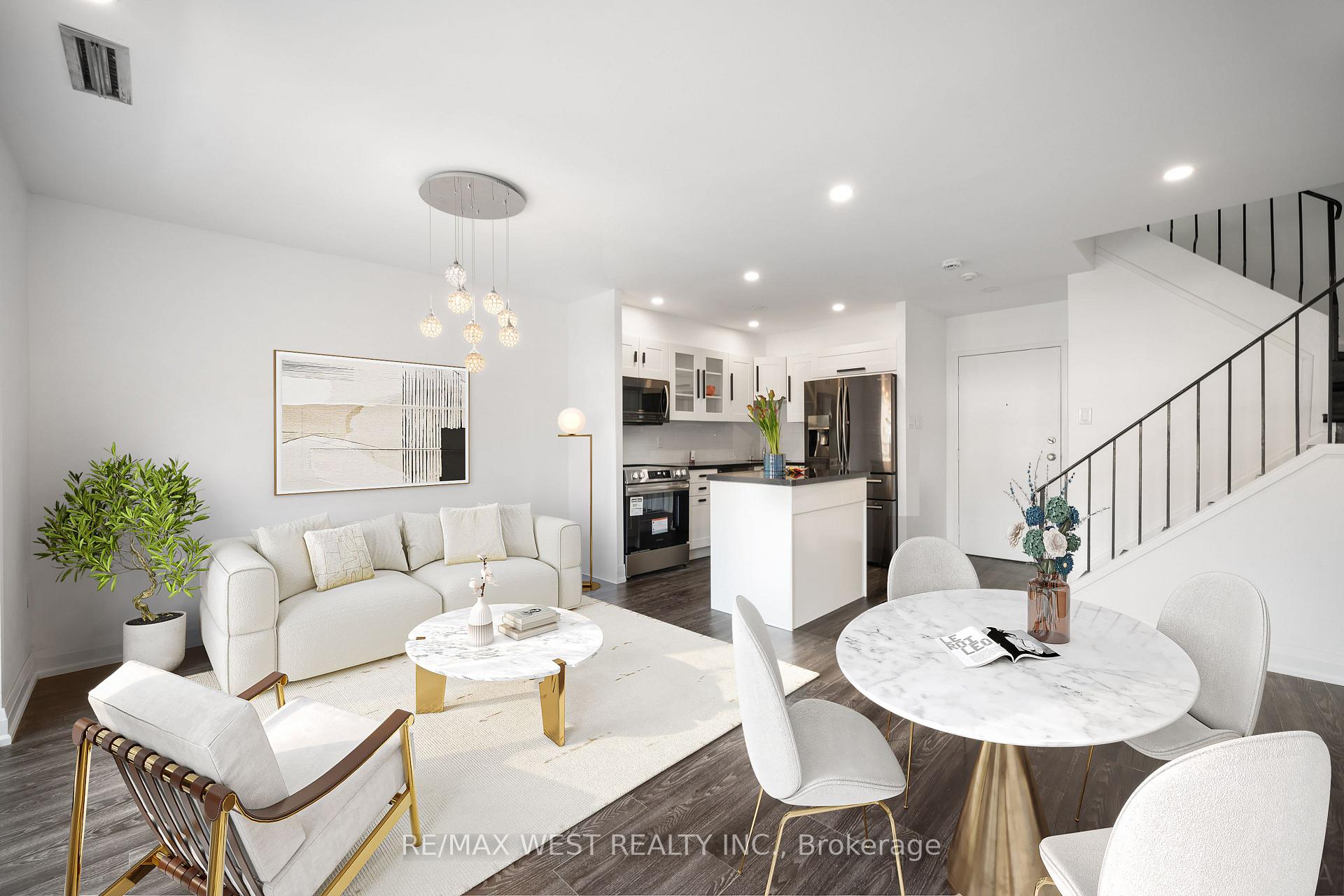 236 - 165 Cherokee Boulevard N Toronto Ontario Canada Sale residential ALEX RYON RE/MAX West Realty Inc., Brokerage *