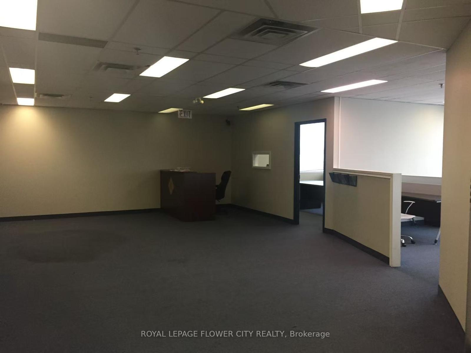 306 - 2800 Skymark Avenue Mississauga Ontario Canada Lease commercial Deepak Gupta Royal LePage Flower City Realty Inc., Brokerage*