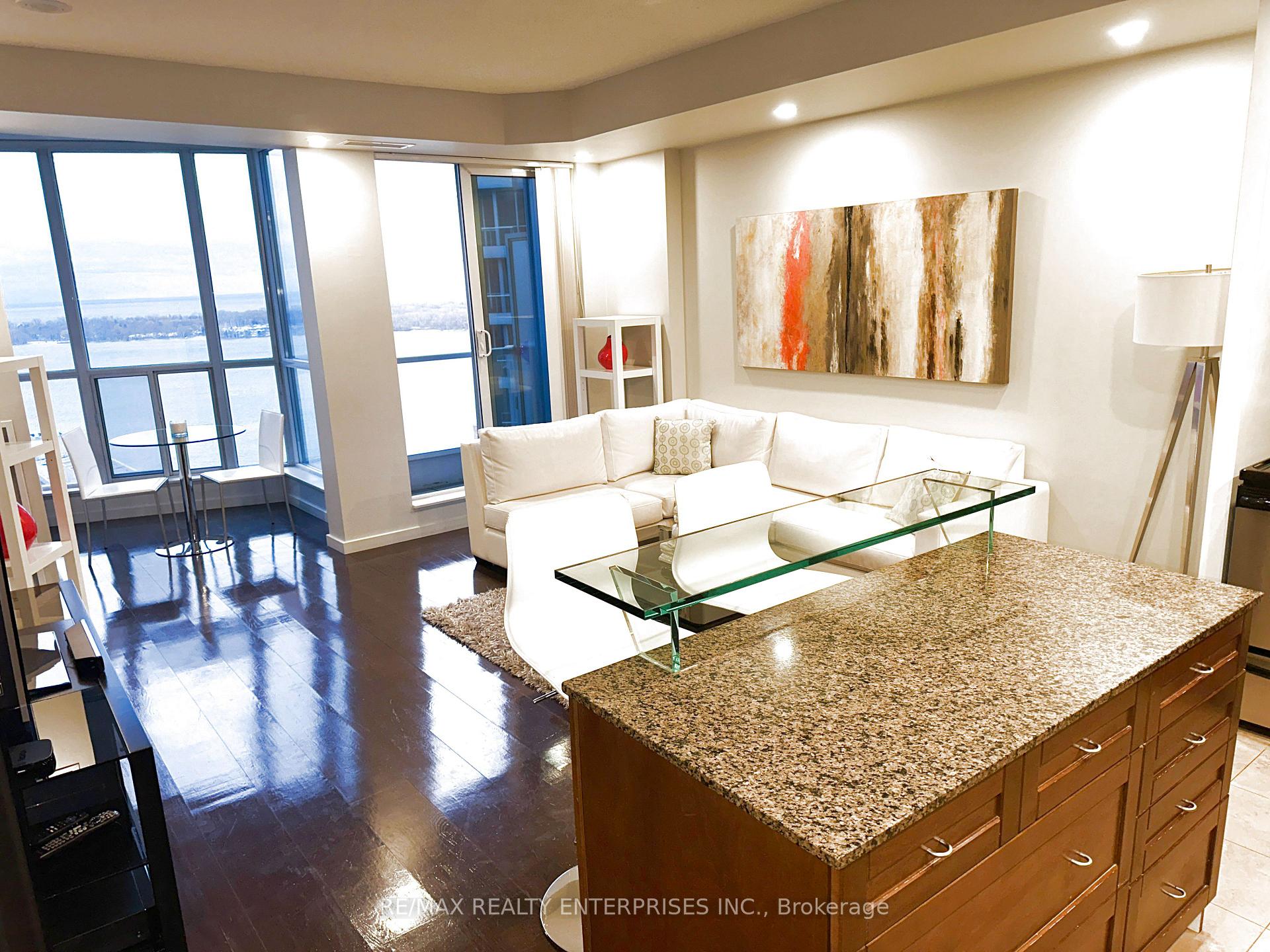 2710 - 8 York Street Toronto Ontario Canada Sale residential Anuja Pereira RE/MAX Realty Enterprises Inc., Brokerage