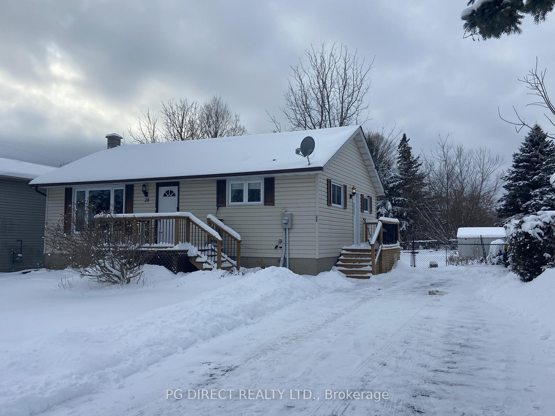 28 Dufferin Street Brighton Ontario Canada Sale residential Sandy Gardner Royal LePage Frank Real Estate Brokerage*