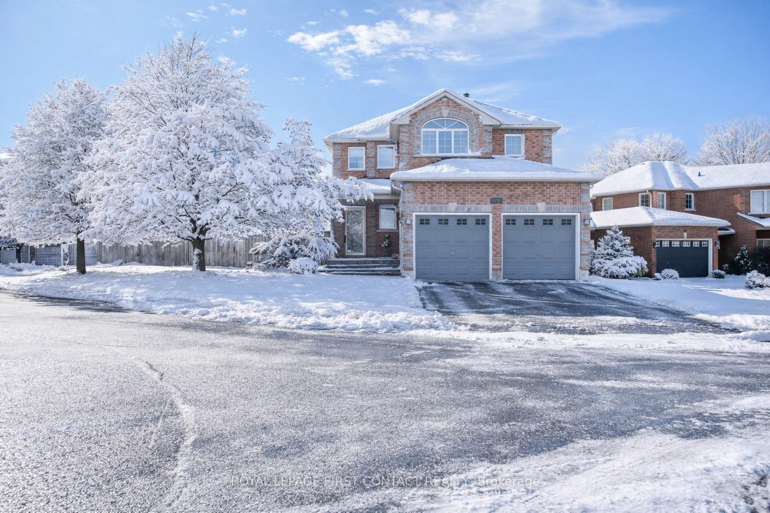 63 Gore Drive Barrie Ontario Canada Sale residential The Hutchinson Group Royal LePage First Contact Realty, Brokerage *