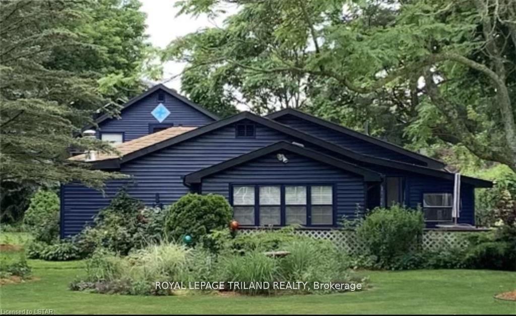 7575 Biddulph Street Lambton Shores Ontario Canada Sale residential Linda Miller RE/MAX PRIME PROPERTIES UNIQUE GROUP, BROKERAGE