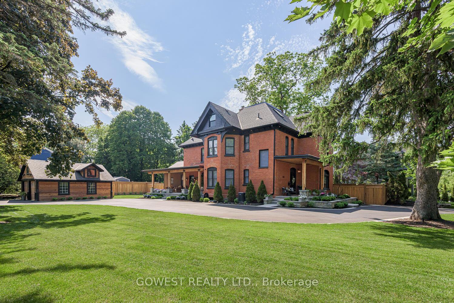 376 Chartwell Road Oakville Ontario Canada Sale residential MILA GAWRYSIAK GoWest Realty Ltd., Brokerage *