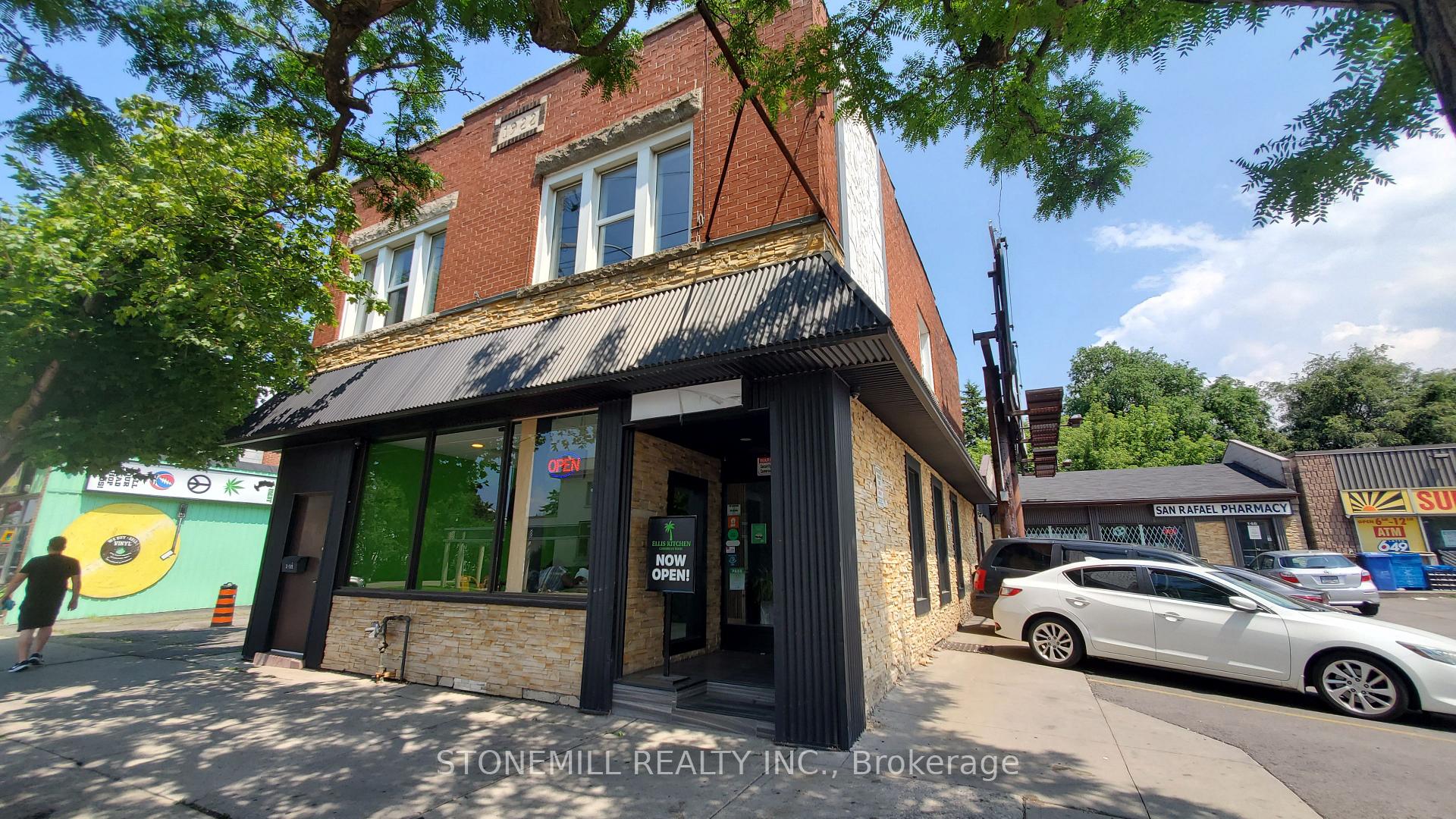 2 - 148 Ottawa Street N Hamilton Ontario Canada Lease commercial STONEMILL REALTY INC. / STONEMILL DESIGN BUILD