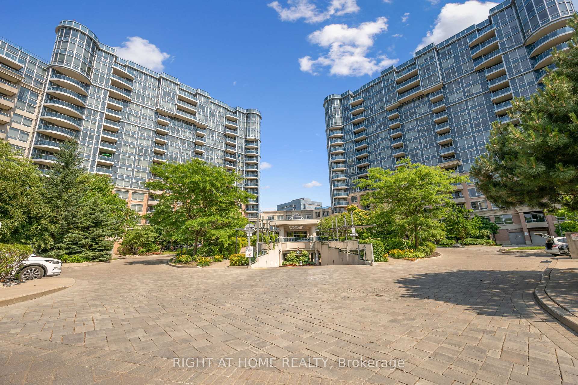 1831 - 33 Cox Boulevard Markham Ontario Canada Sale residential   Right at Home Realty, Brokerage