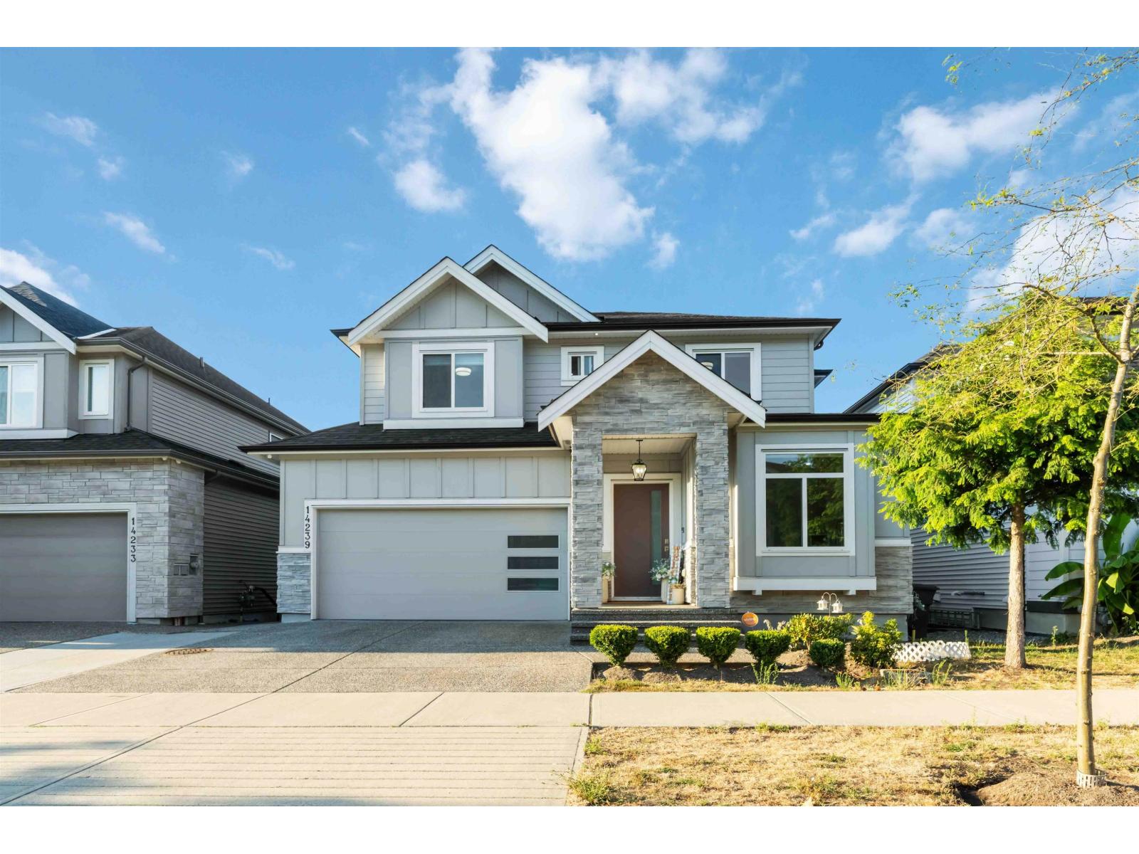 14239 61B AVENUE Surrey British Columbia Canada Sale residential Gonzalo Santos PREC Real Broker B.C. Ltd.