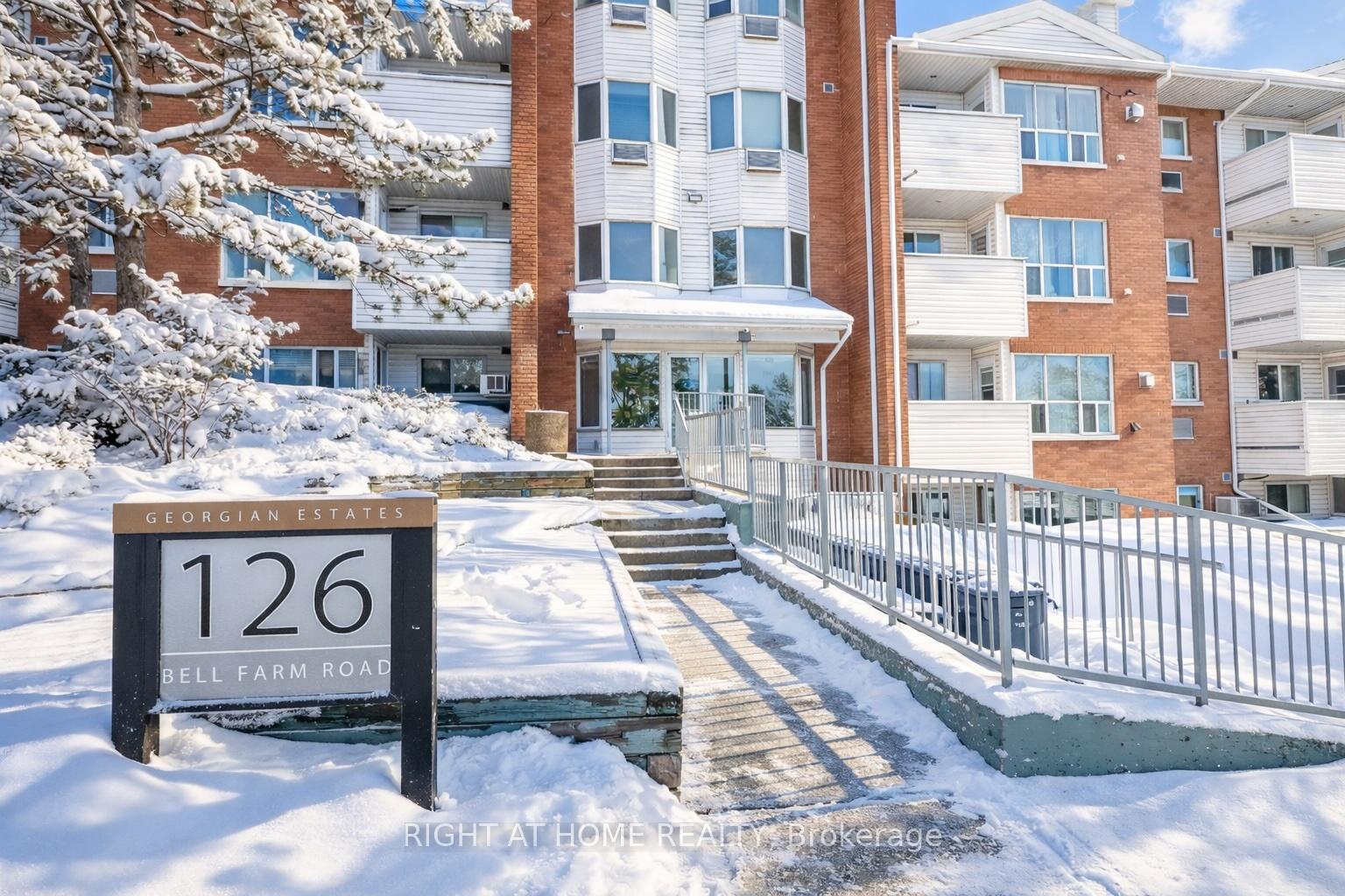 113 - 126 Bell Farm Road Barrie Ontario Canada Sale residential   Right at Home Realty, Brokerage