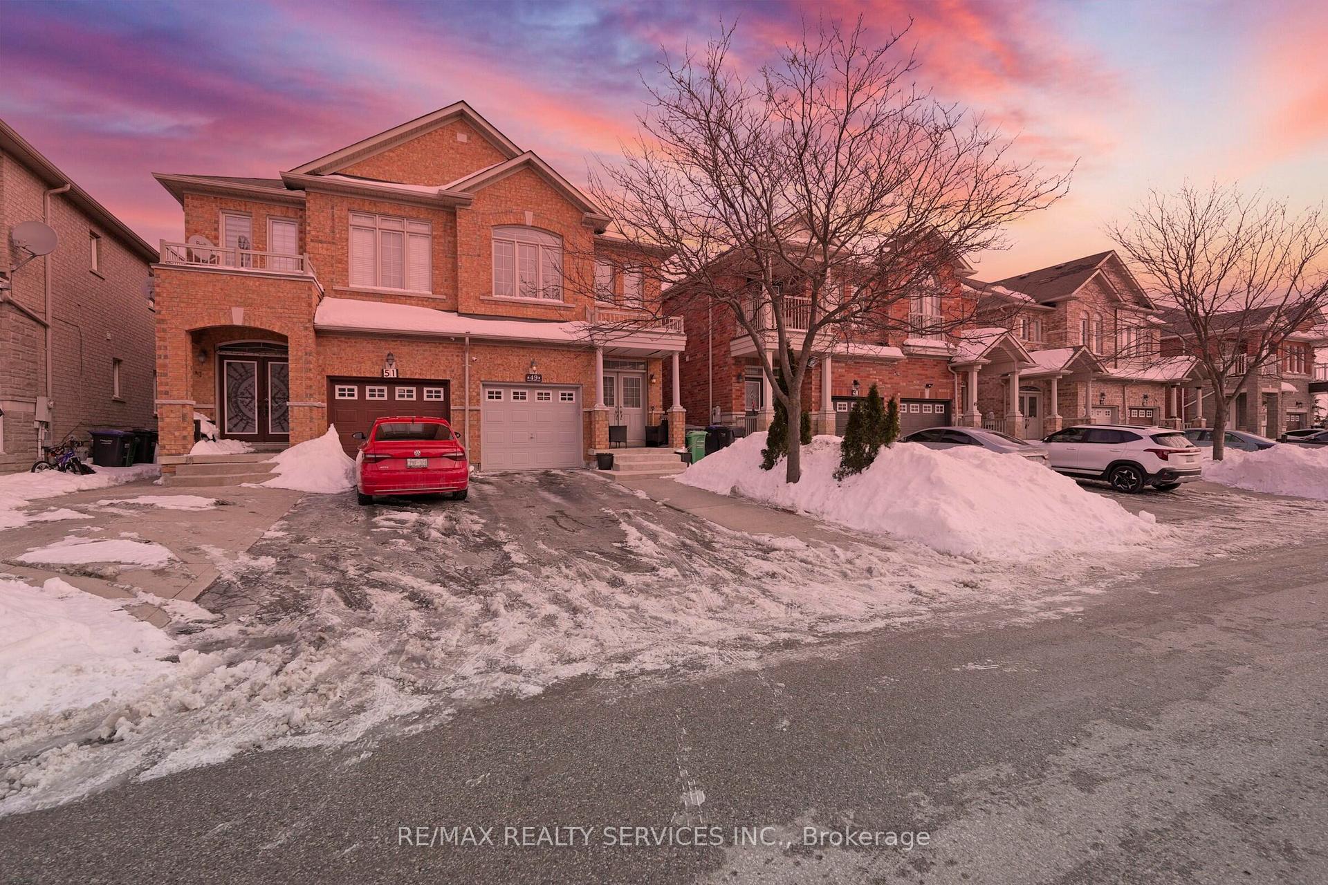 49 Crystalview Crescent Brampton Ontario Canada Sale residential Harpreet Dhillon RE/MAX Realty Services Inc., Brokerage*