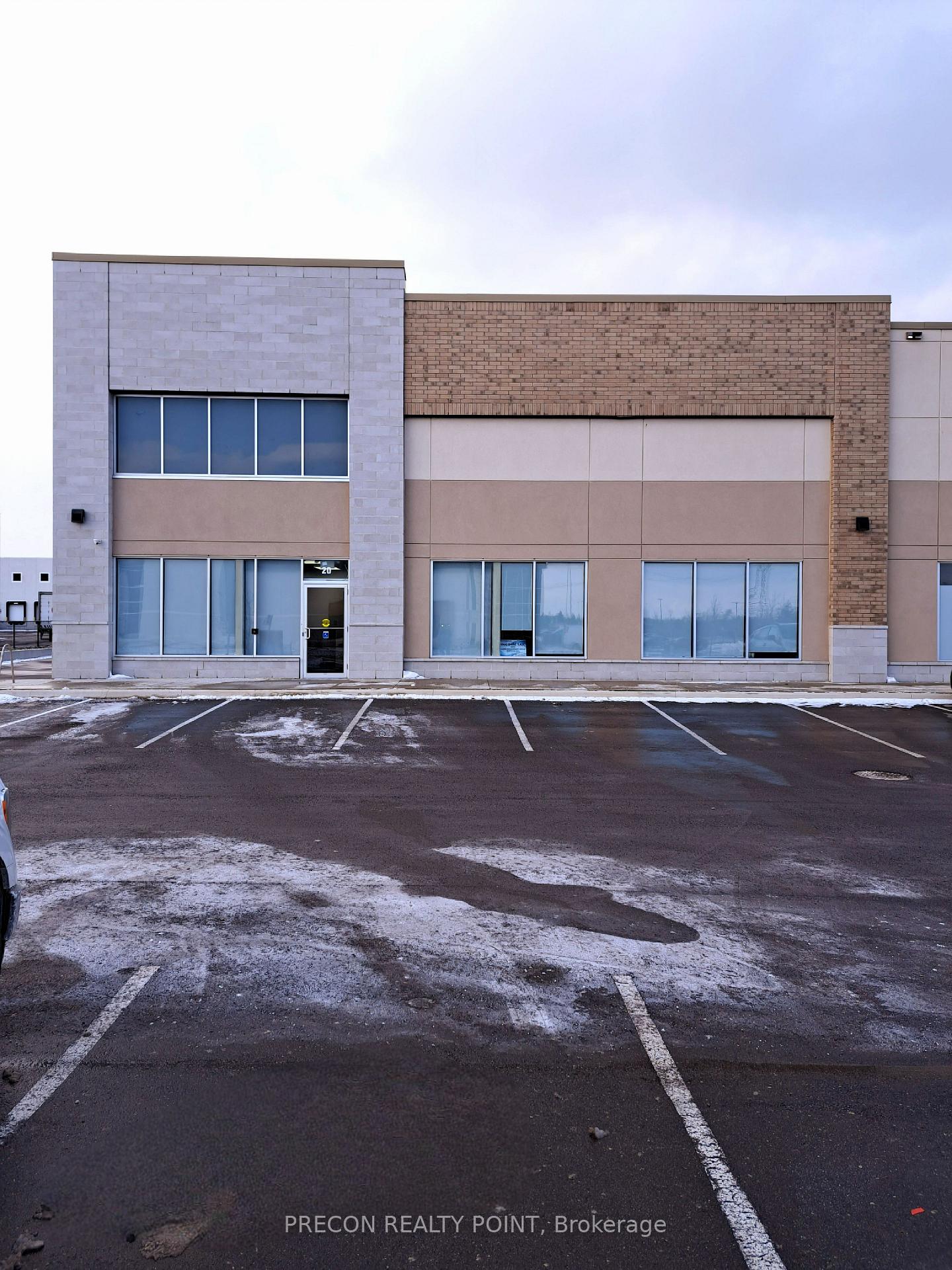 20-6 - 3545 Odyssey Drive Mississauga Ontario Canada Lease commercial   TRIMAXX REALTY LTD. Brokerage