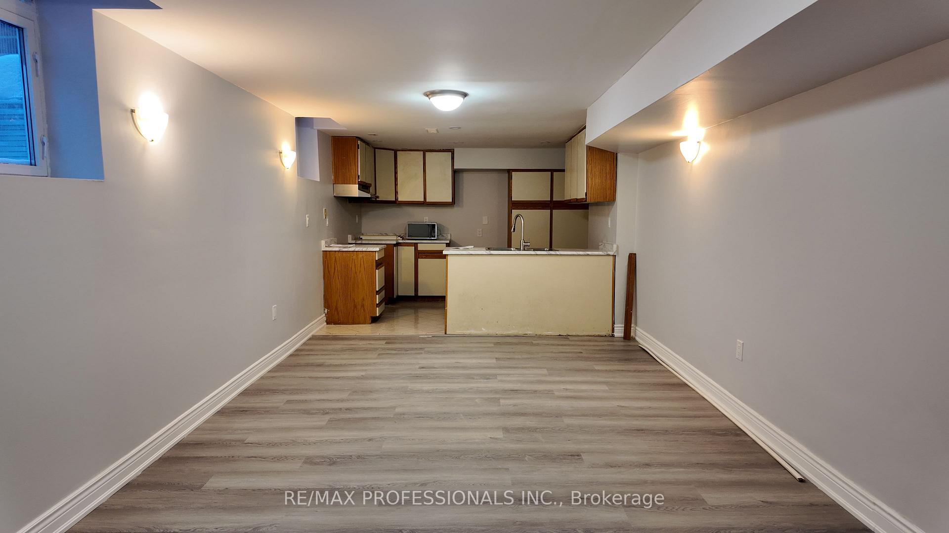 58 Amantine Crescent Brampton Ontario Canada Rent residential   TRIMAXX REALTY LTD. Brokerage