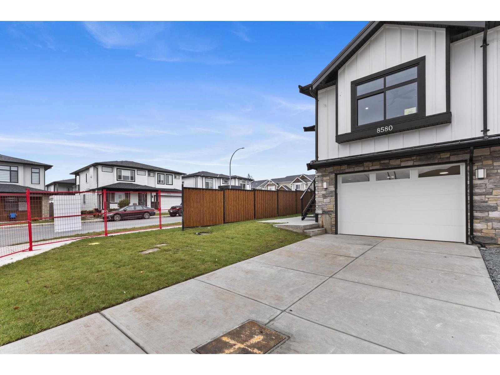 8590 DUNBAR WAY Mission British Columbia Canada Sale residential   HomeLife Realty Services