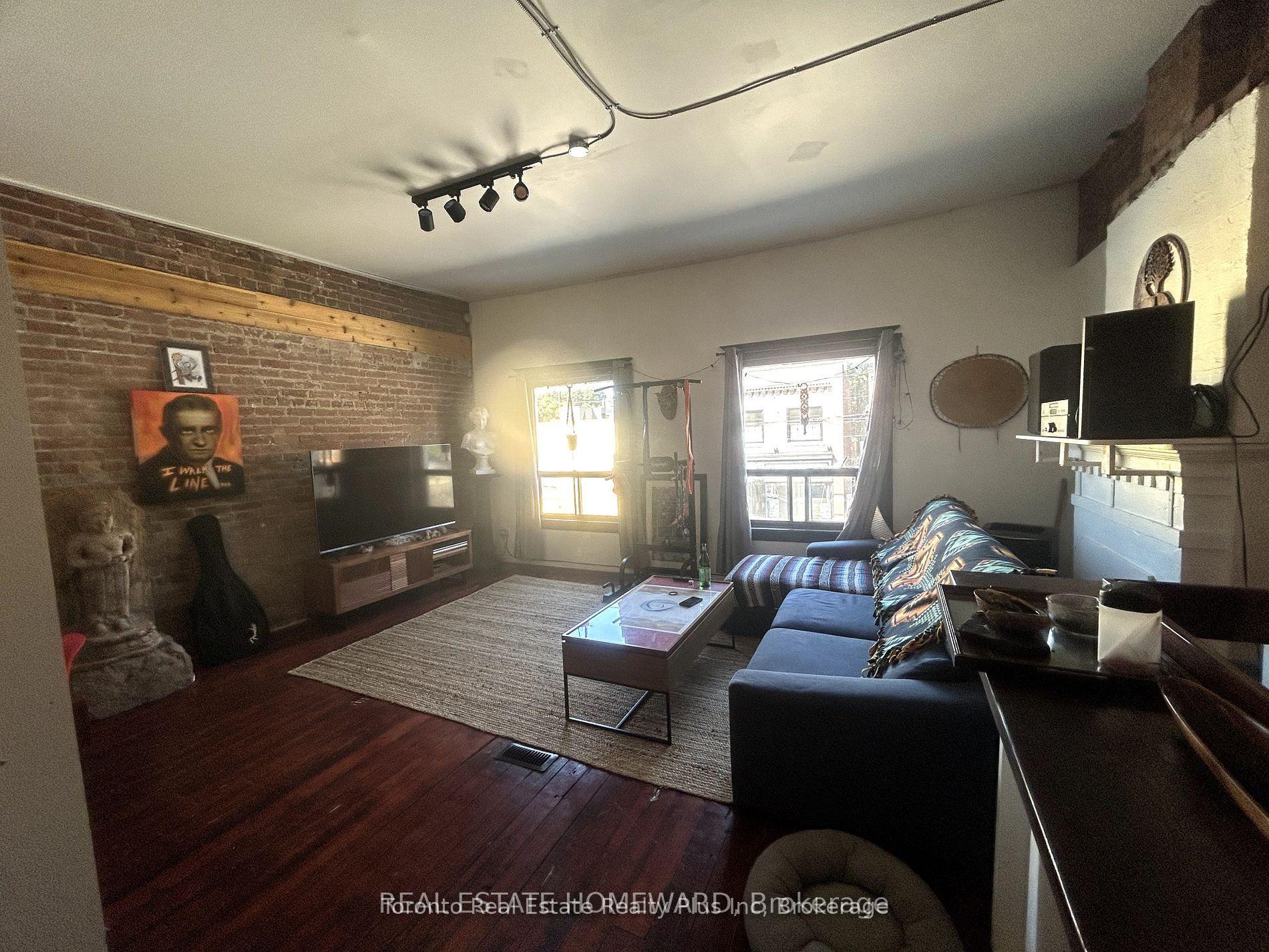 A - 1297 Gerrard Street E Toronto Ontario Canada Rent residential   Times Realty Group Inc., Brokerage