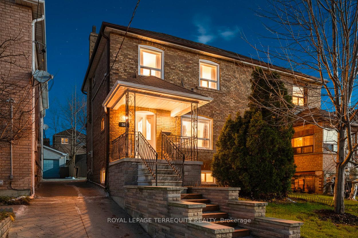 261 Blackthorn Avenue Toronto Ontario Canada Sale residential Sheila Barr Royal Lepage Terrequity Realty, Brokerage*