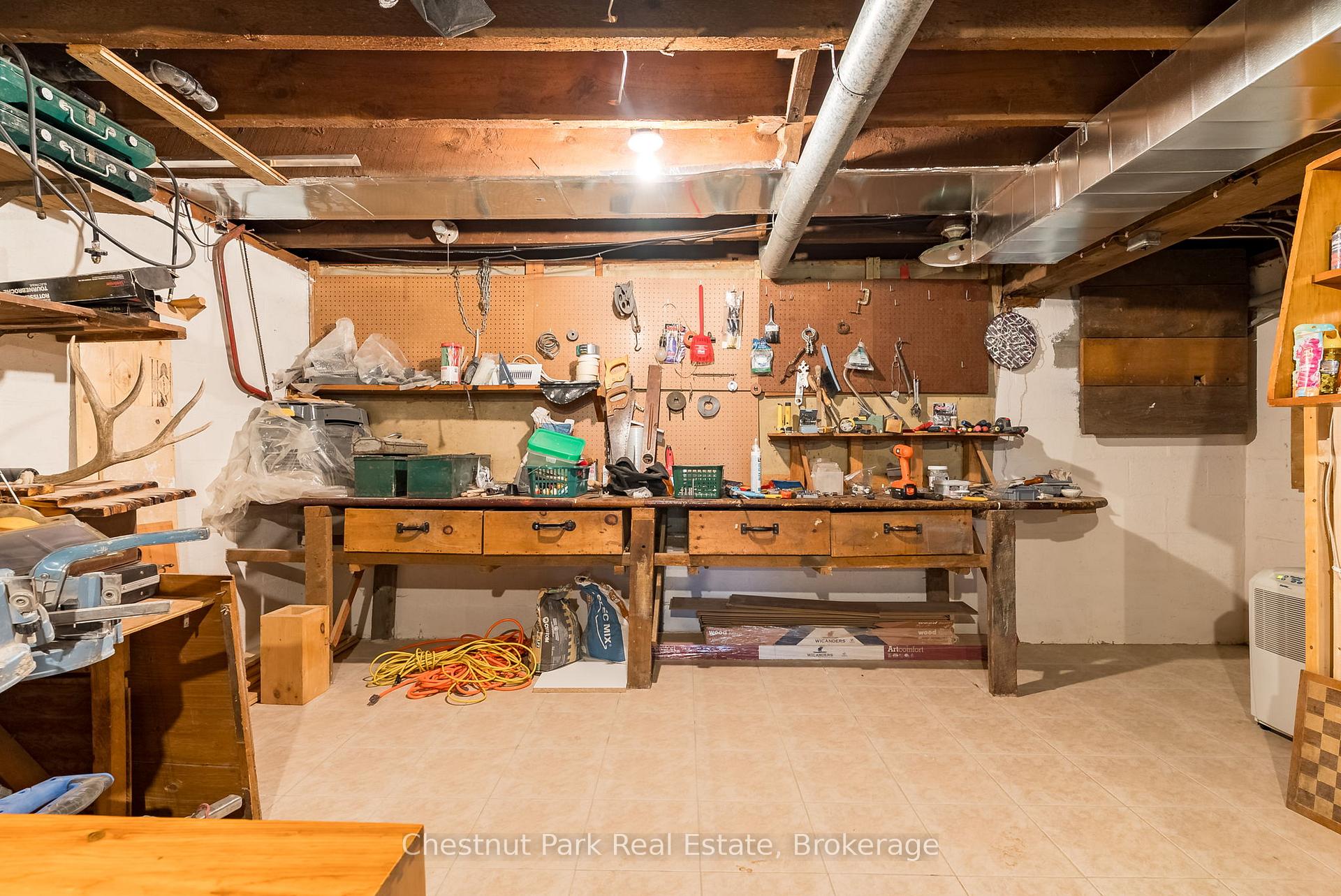3 Bedroom Single Family Home/House's Image 42