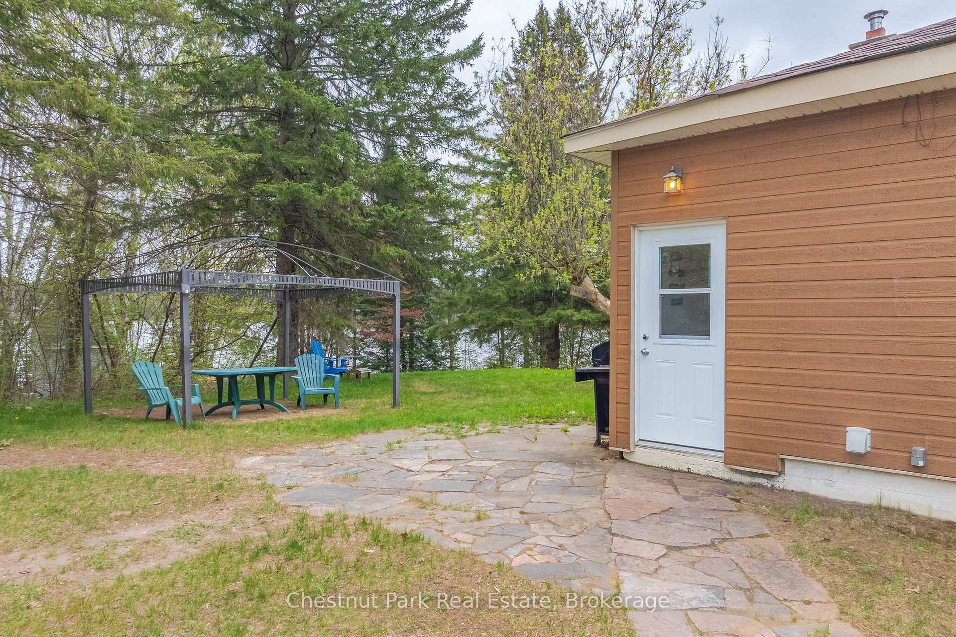 3 Bedroom Single Family Home/House's Image 28
