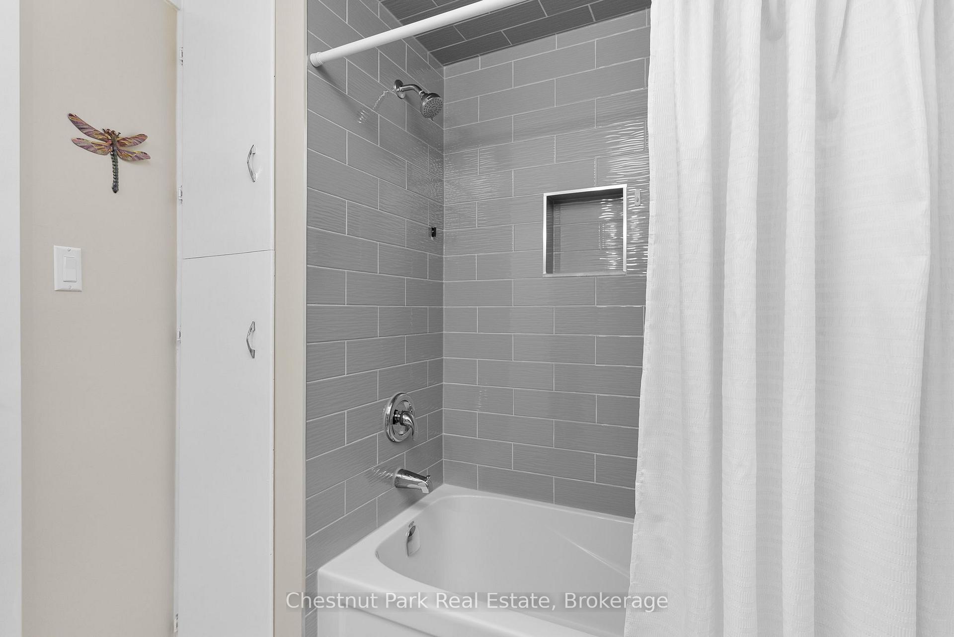3 Bedroom Single Family Home/House's Image 20