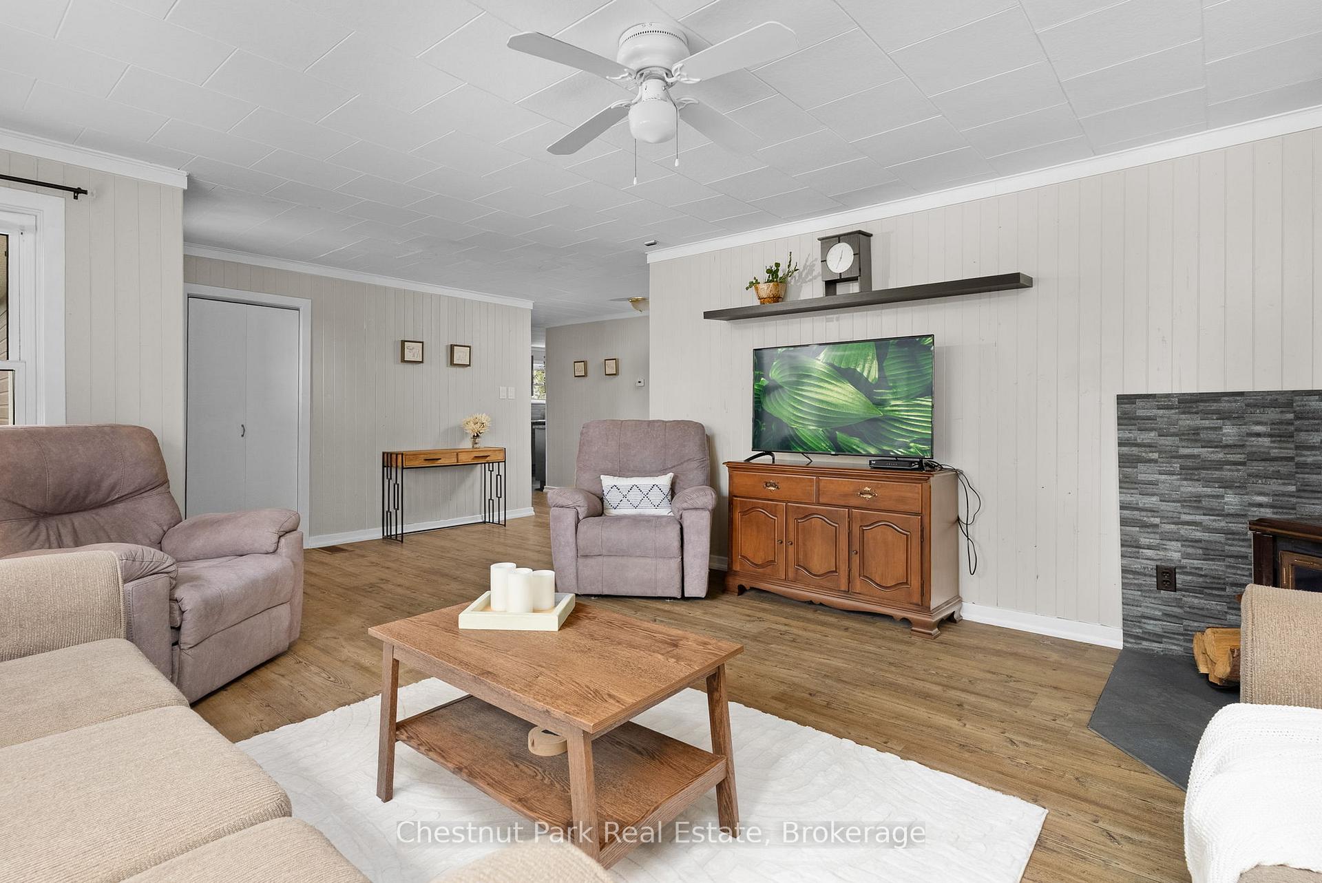 3 Bedroom Single Family Home/House's Image 10