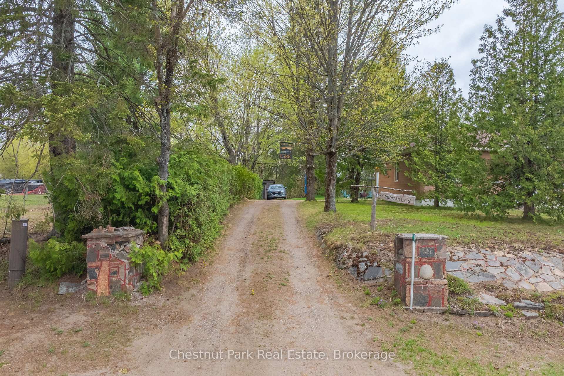 3 Bedroom Single Family Home/House's Image 6