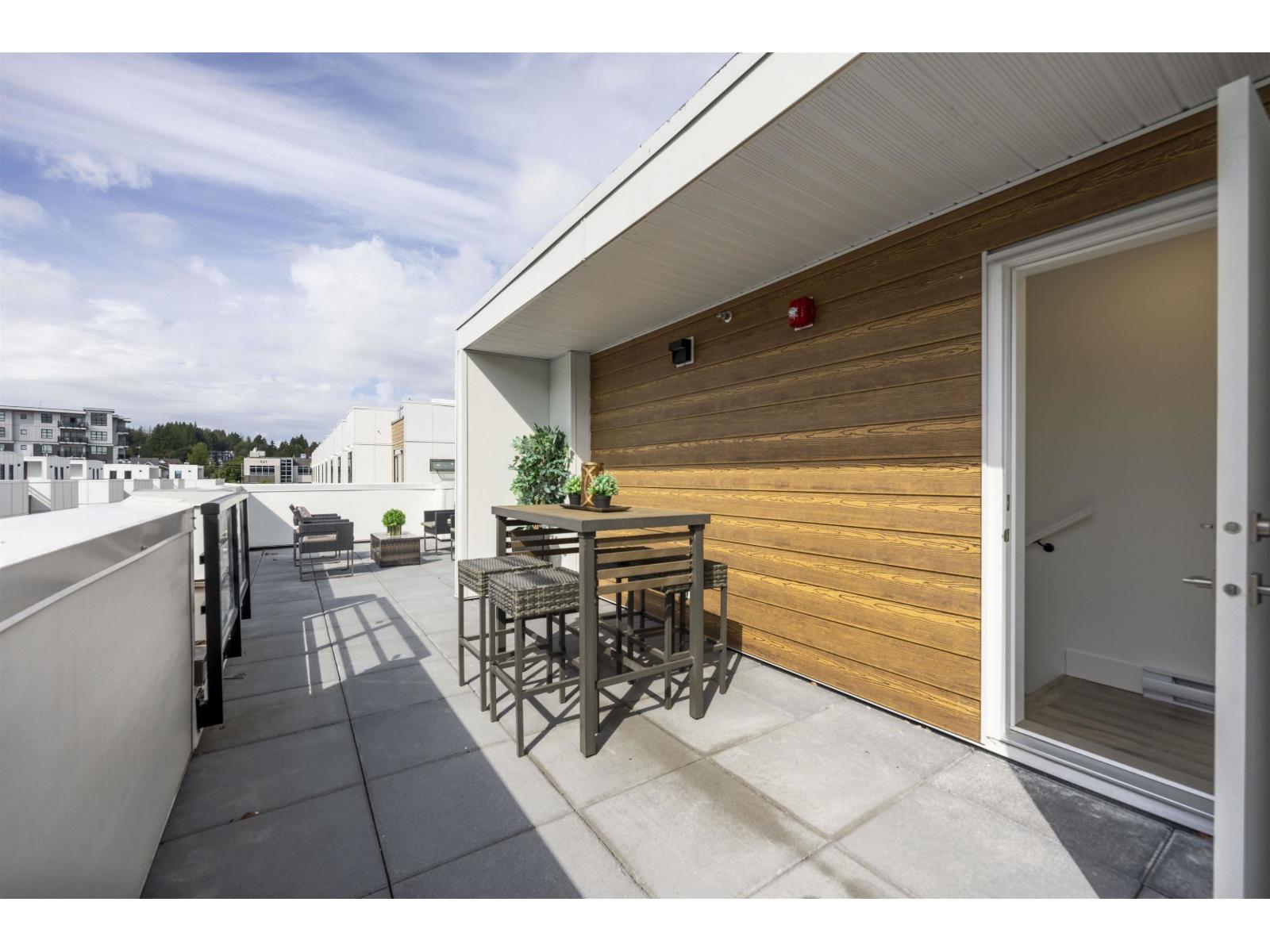 21 6328 KING GEORGE BOULEVARD Surrey British Columbia Canada Sale residential Kevin Jelski Pathway Executives Realty Inc.