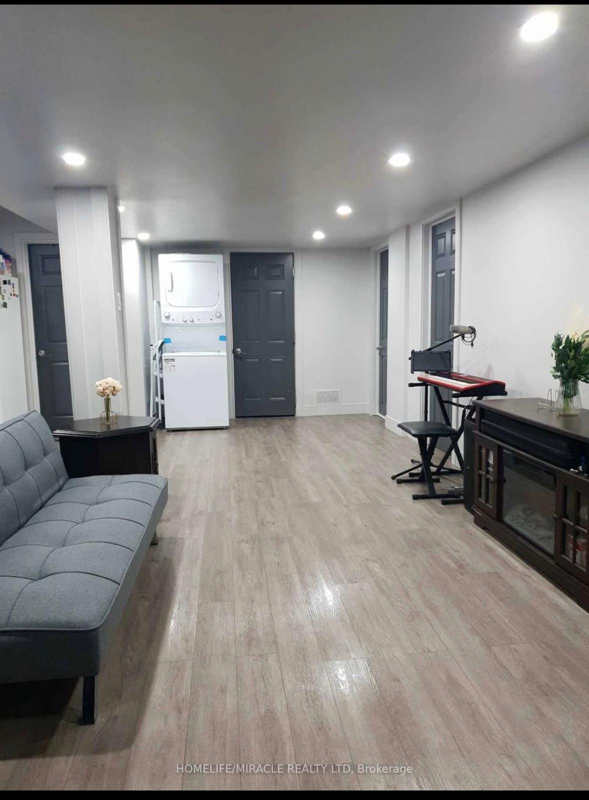 Lower Level - 44 Andy Crescent Vaughan Ontario Canada Rent residential Anil Gupta HomeLife/Miracle Realty Ltd., Brokerage*