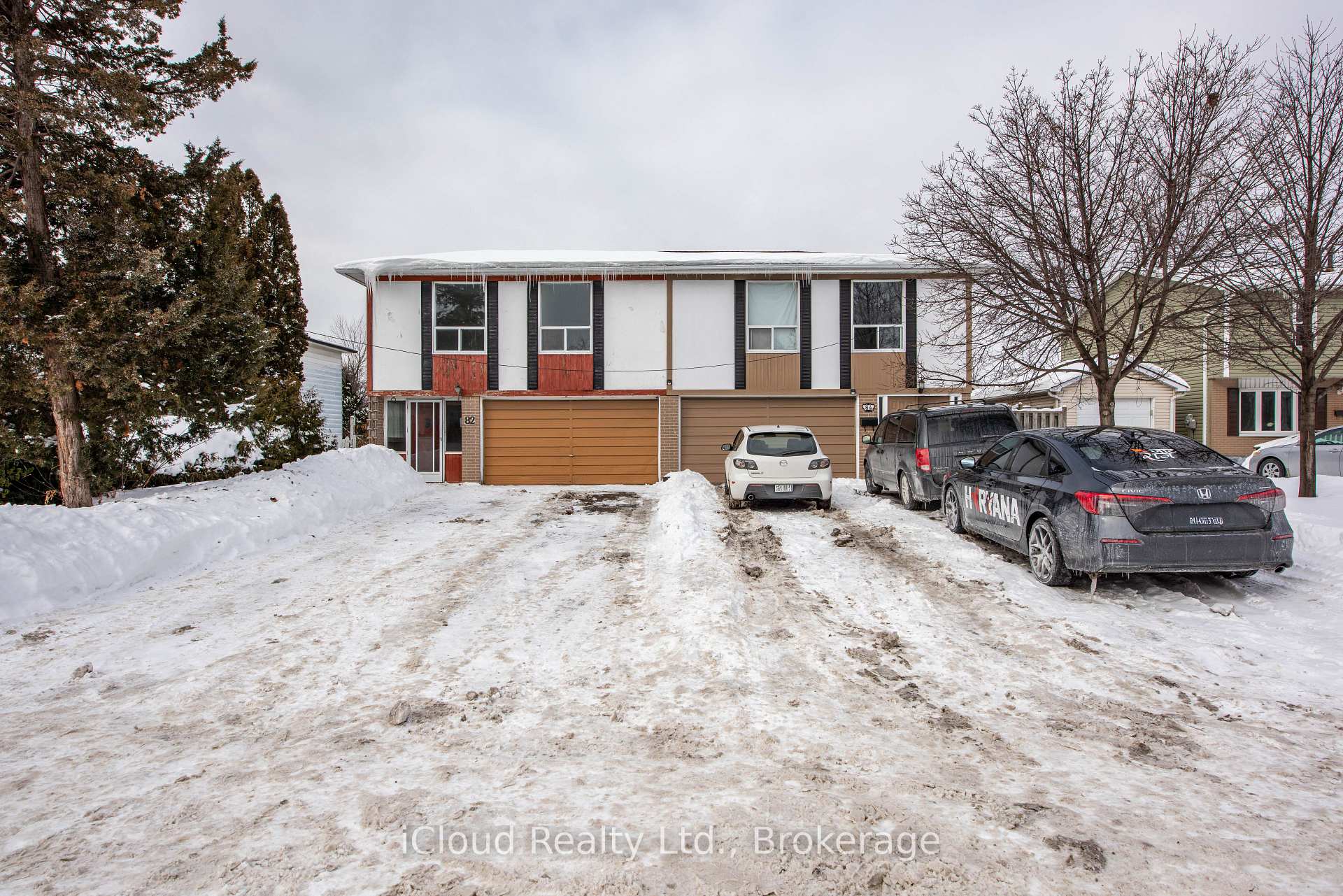 82 Griselda Crescent Brampton Ontario Canada Sale residential Rajeev Narula  iCloud Realty Ltd. 