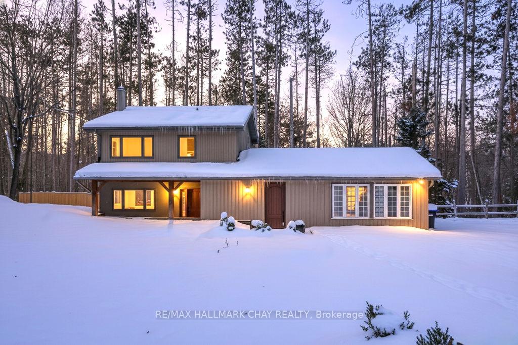 1 Pine Spring Road Oro-Medonte Ontario Canada Sale residential Cheryl Cheslea RE/MAX Hallmark Chay Realty, Brokerage