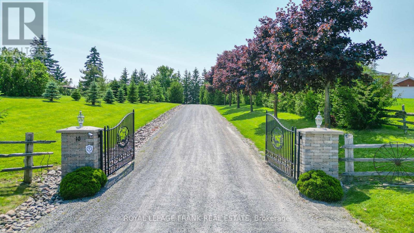 10 Cityview Heights Kawartha Lakes Ontario Canada Sale residential Blake Reid Royal Lepage Frank Real Estate, Brokerage*