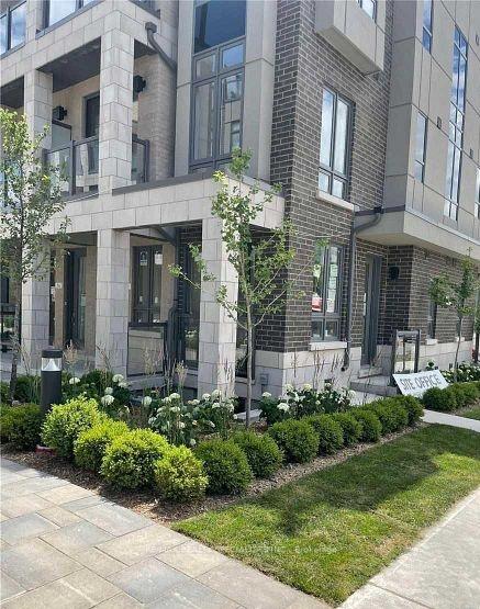 34 - 717 Lawrence Avenue W Toronto Ontario Canada Rent residential Roman Gorecki RE/MAX Realty Specialists Inc., Brokerage *